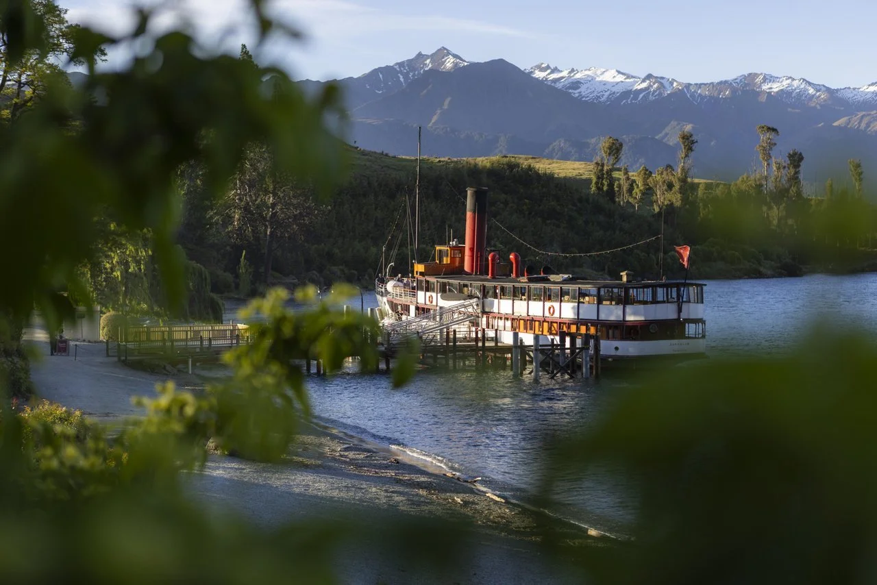 RealNZ-Walter-Peak-Dining-TSS-Earnslaw-medium.jpg