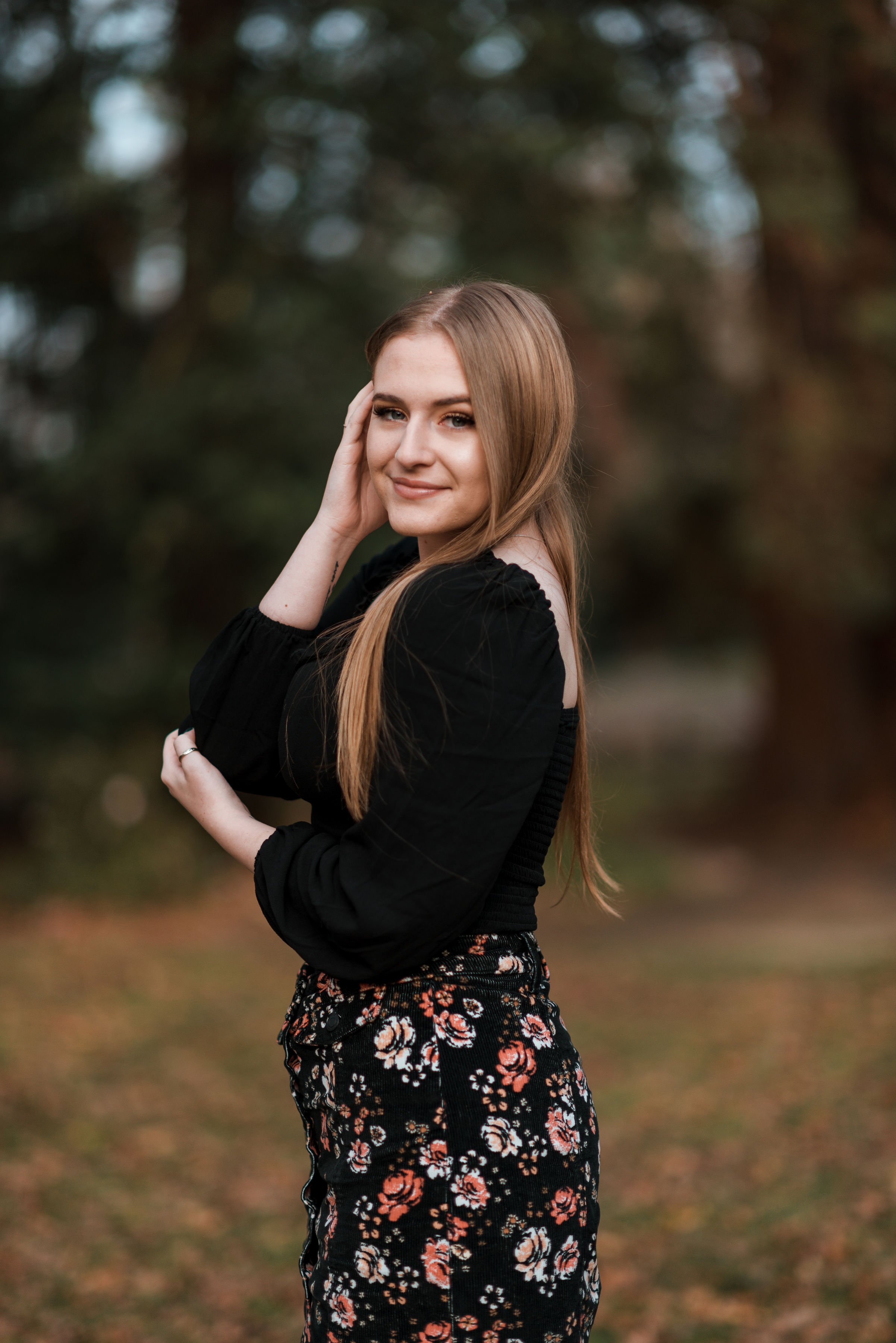AlexisSeniorPhotos-7-Copy1.jpg