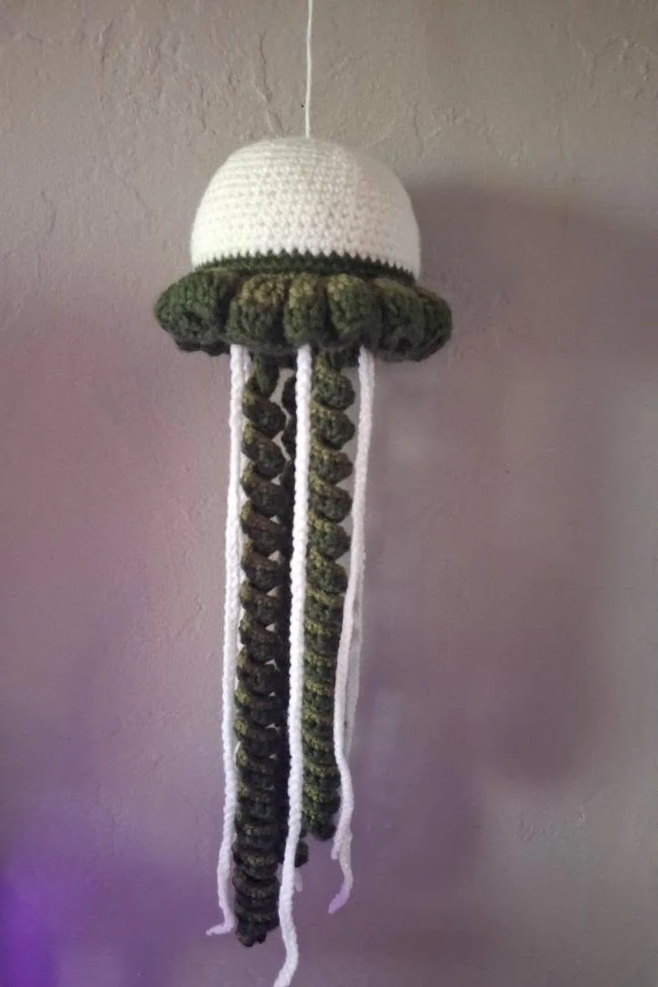 Jellyfish (hanging decor)