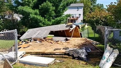 Light demolition specialist.