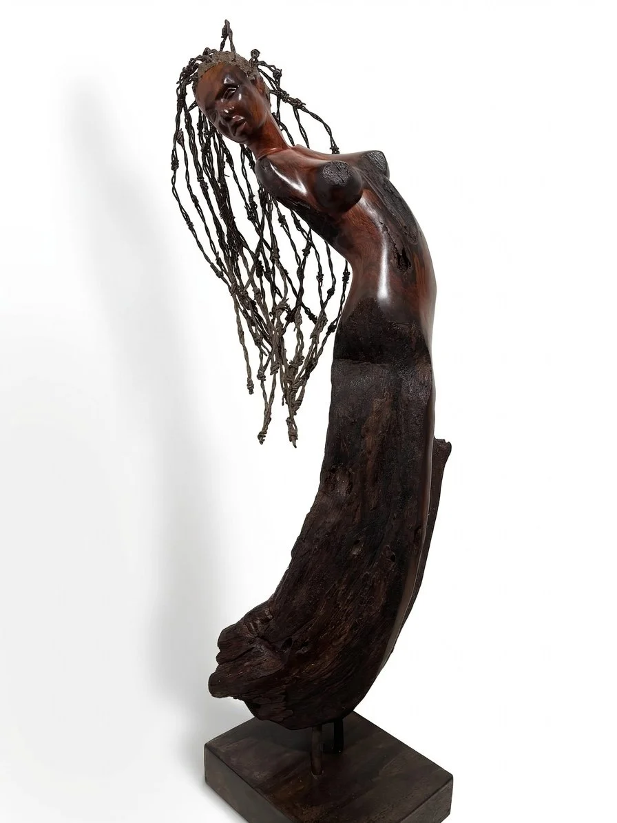 THE CURIOUS ONE
Wood: Cocobolo
Dimensions: 36"(H)×10"(W)×13"(D) 

Longing for one last glance.