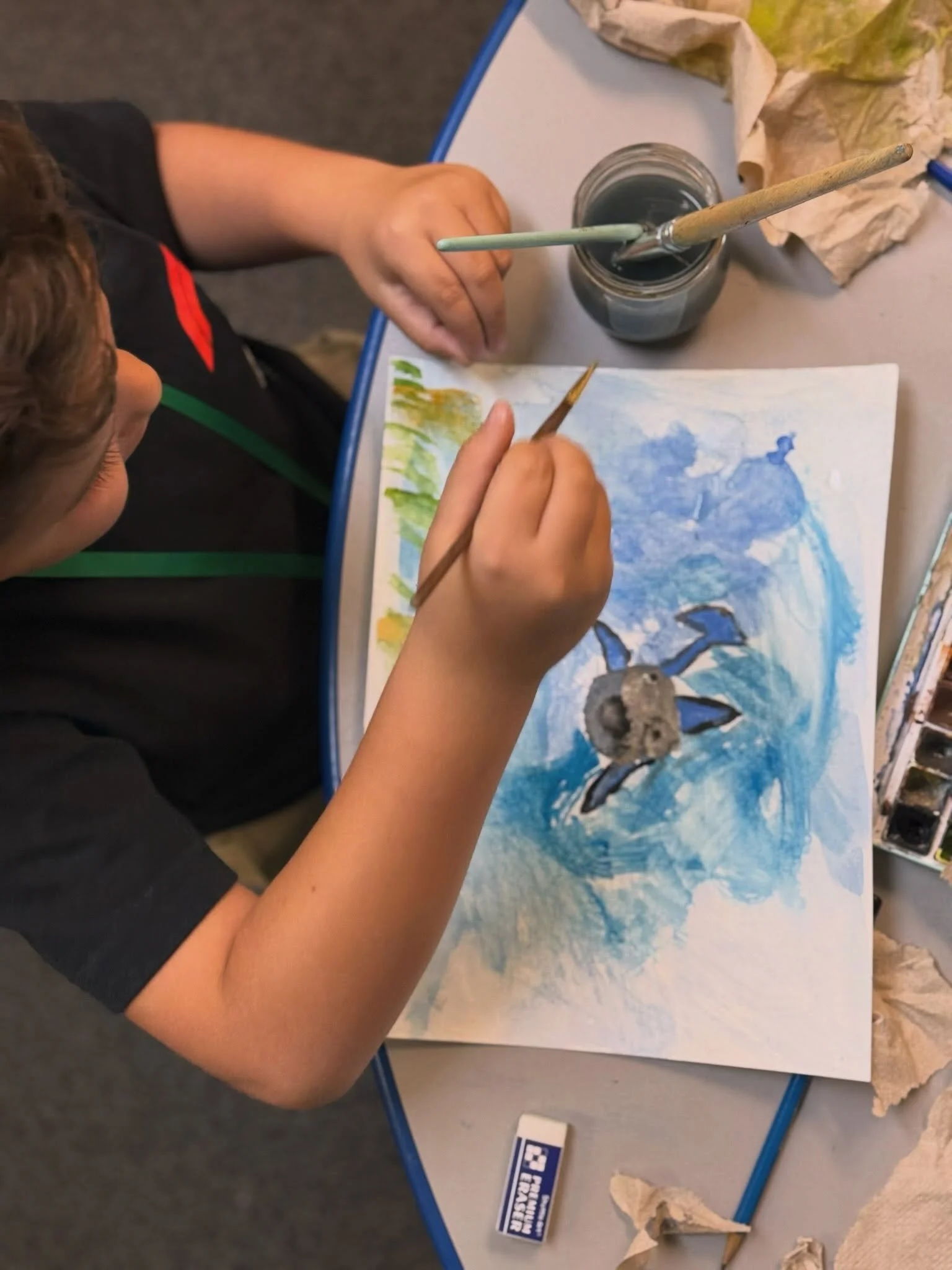 There are still spots available in our fine art classes offered Wednesday and Thursday through @hamborgacademy