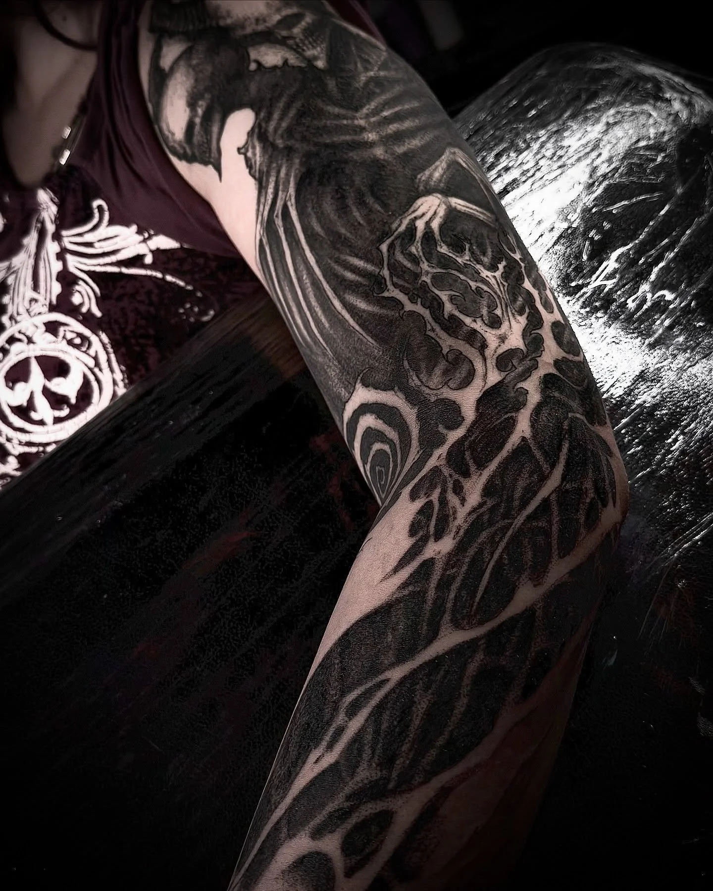 tatuate

avance de la vian 🫶🏻

#darktattoo #freehandtattoo #darkmattertattoo