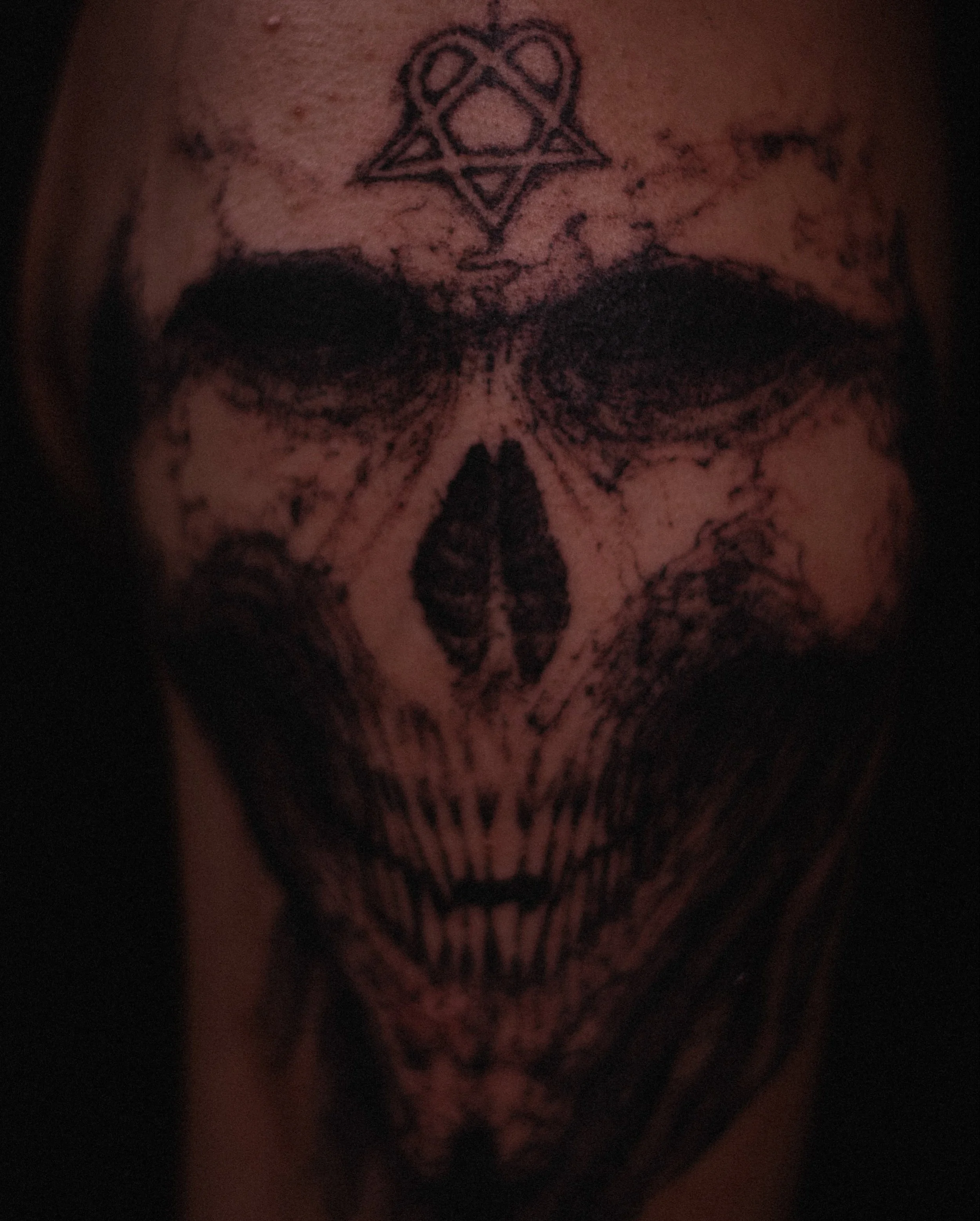 tatuate

#freehandtattoo #darktattoo #tattoochile