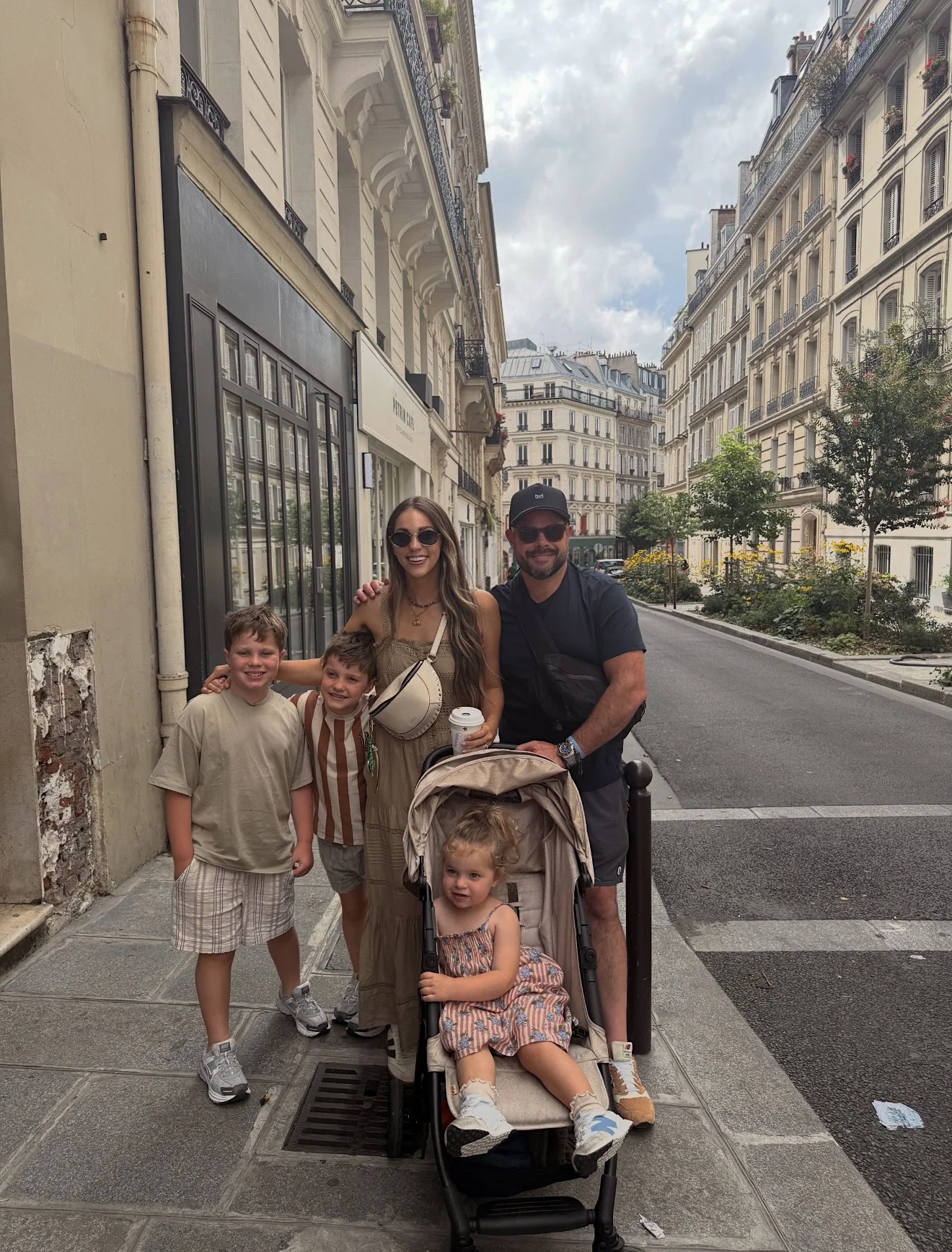 family travel in paris.JPG