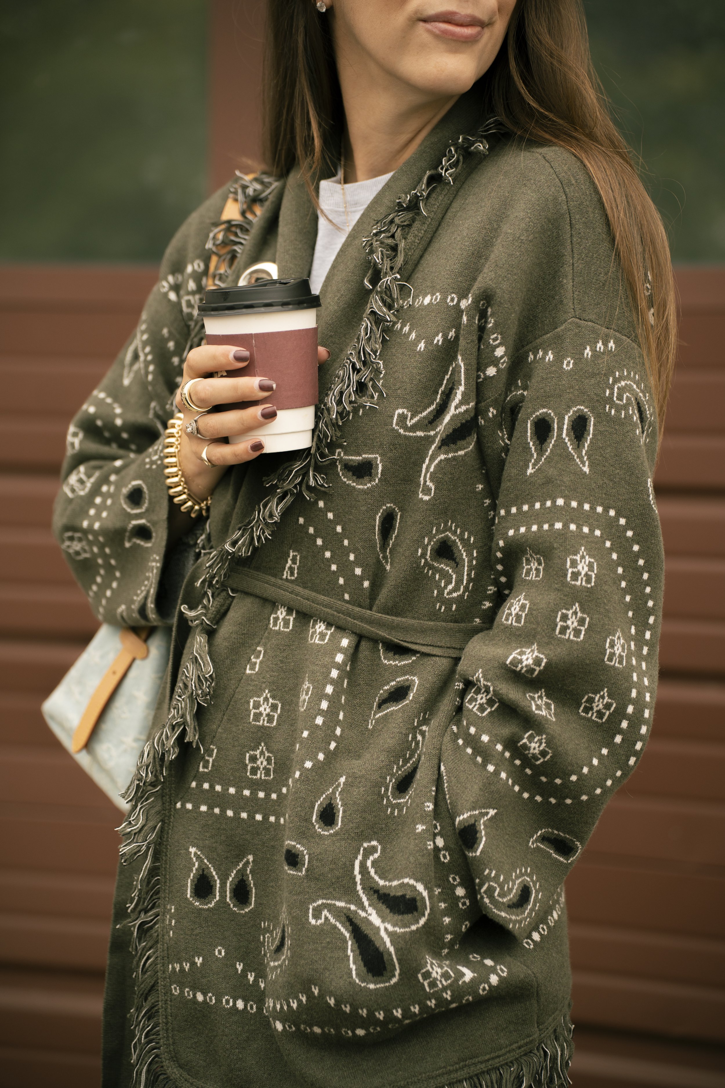 Gap Bandana Fringe Cardigan: 4 Ways to Style It 