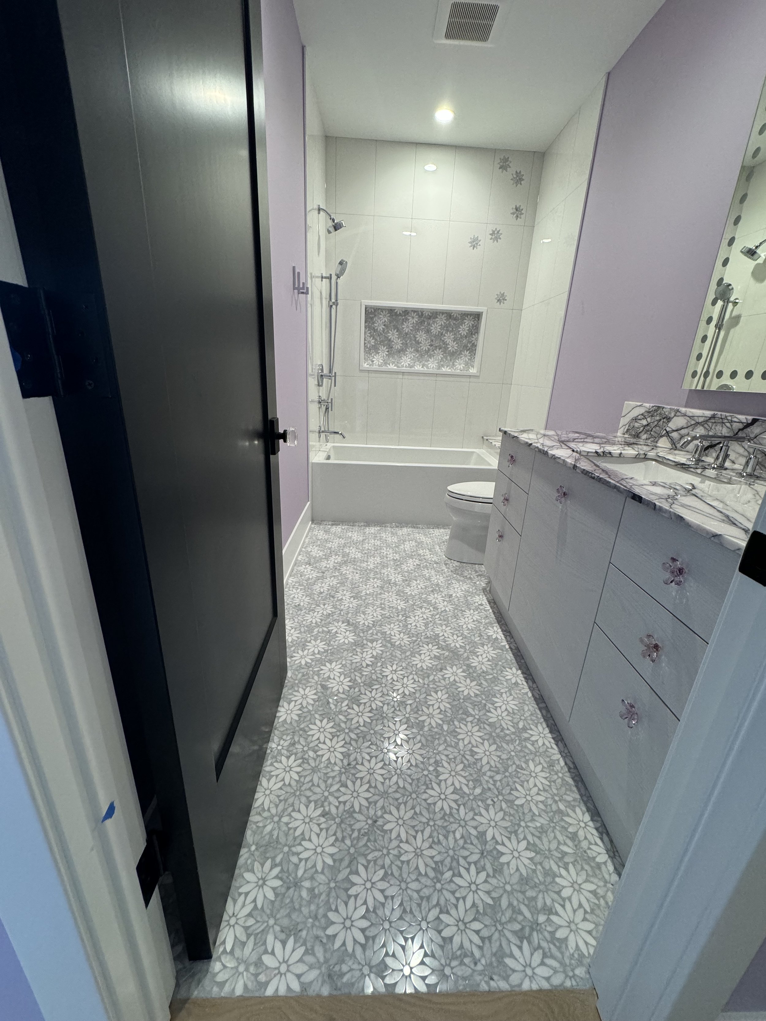 Bathroom & Kitchen Remodeling