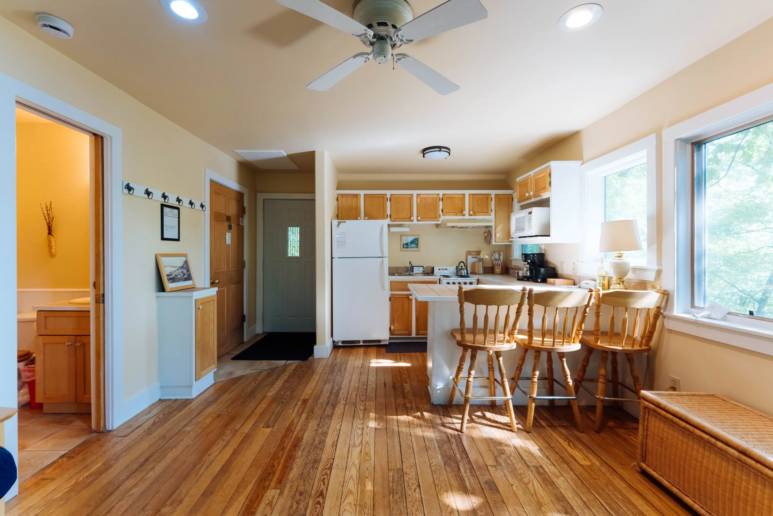 treehousekitchen.jpg