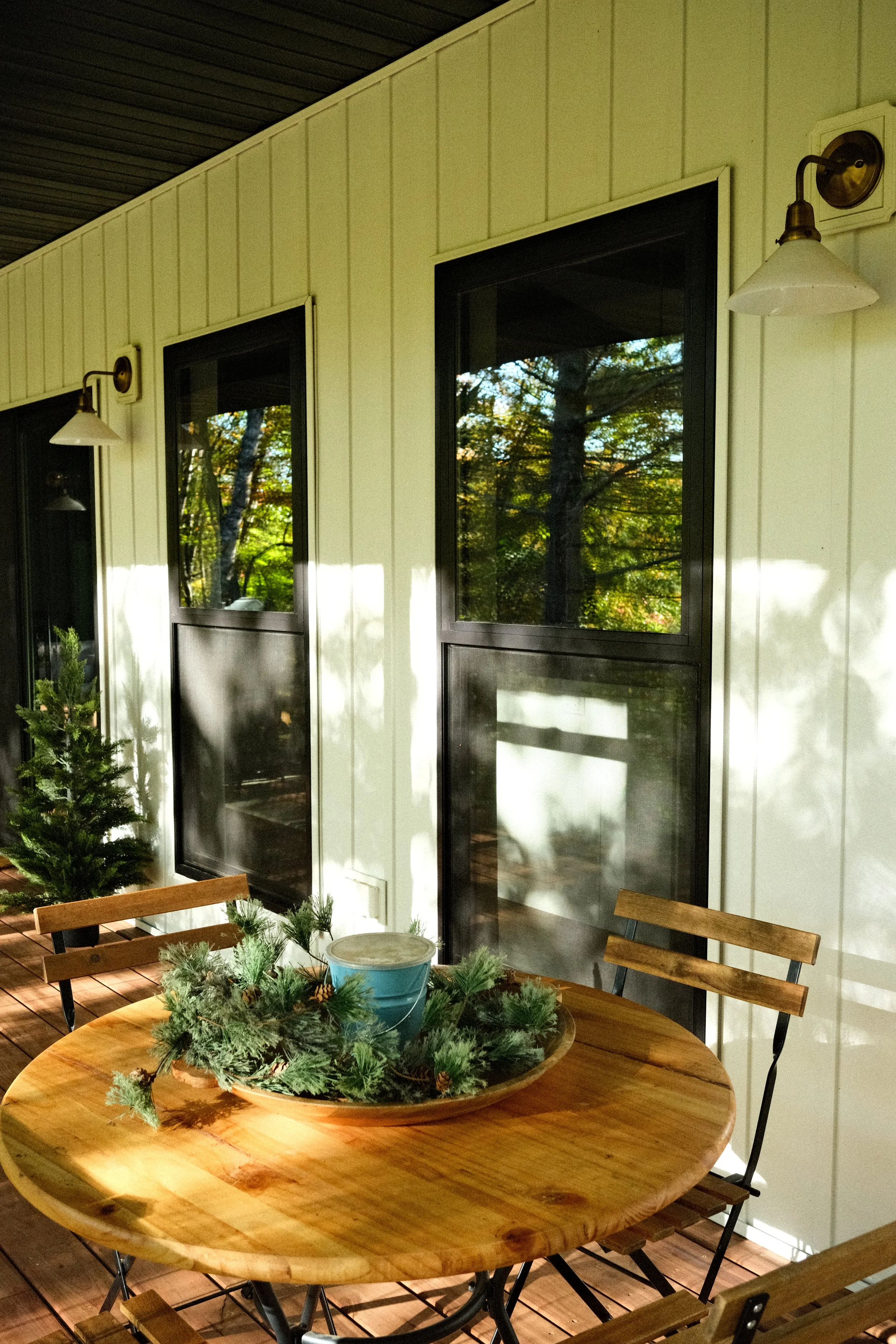 outdoor-seating.JPG