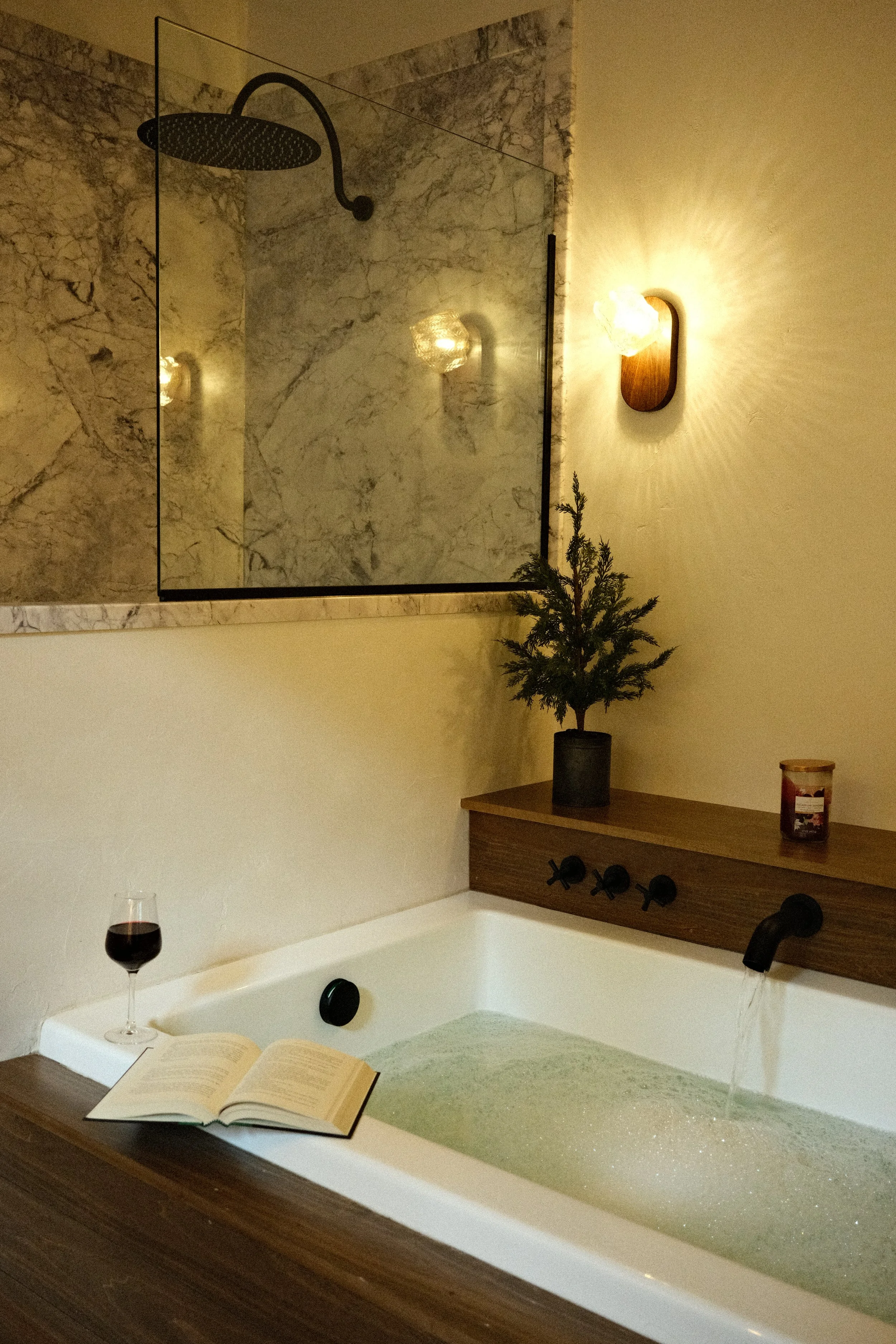 the-cub-house-bathroom.JPG