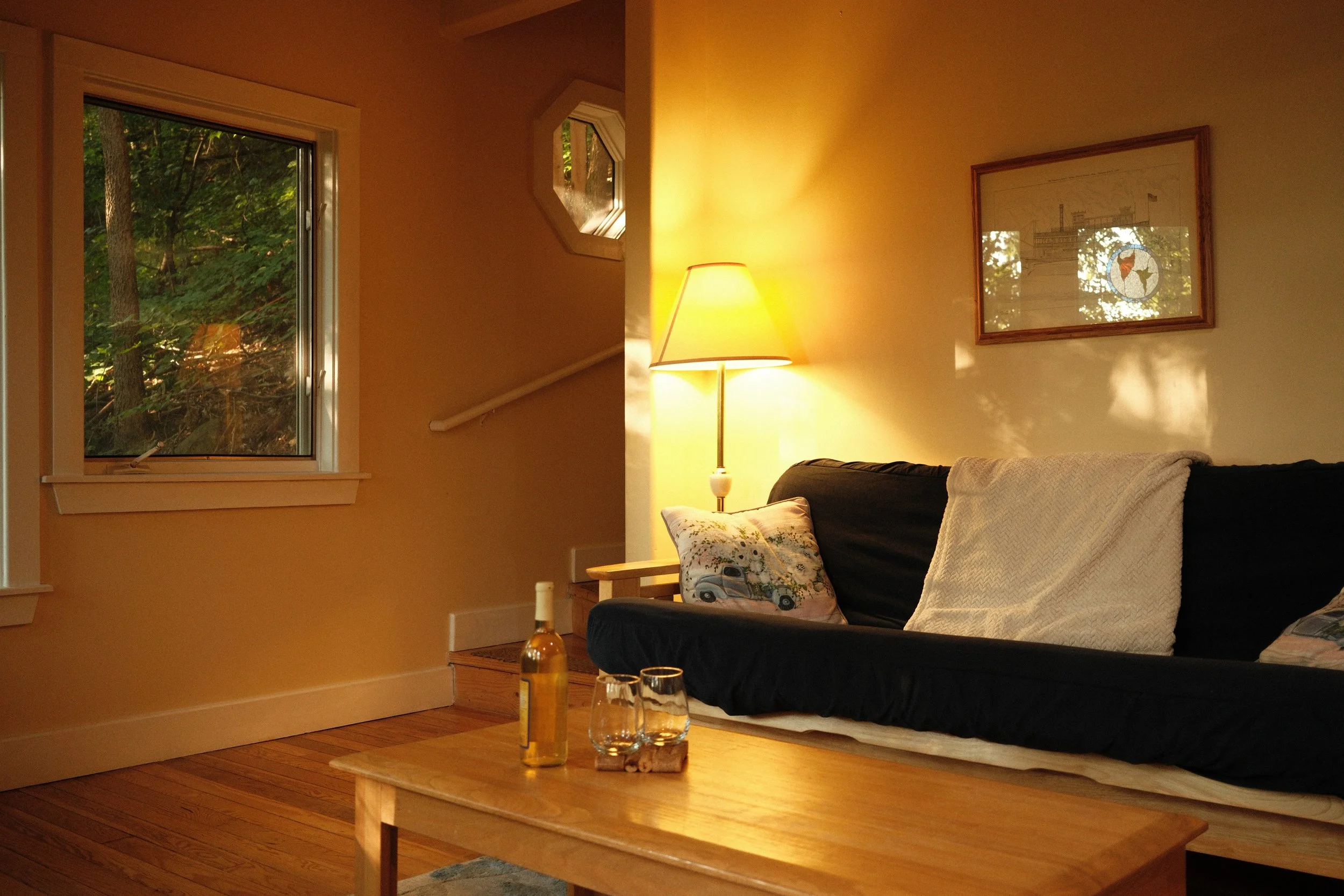 treehouse living.JPG