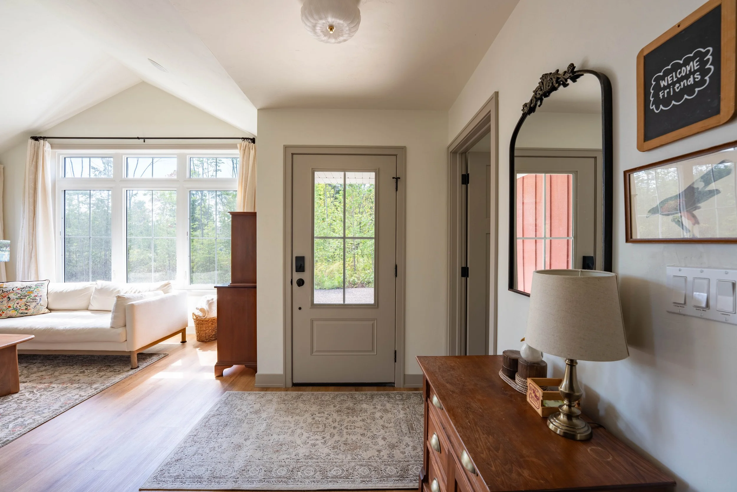 entryway.jpg
