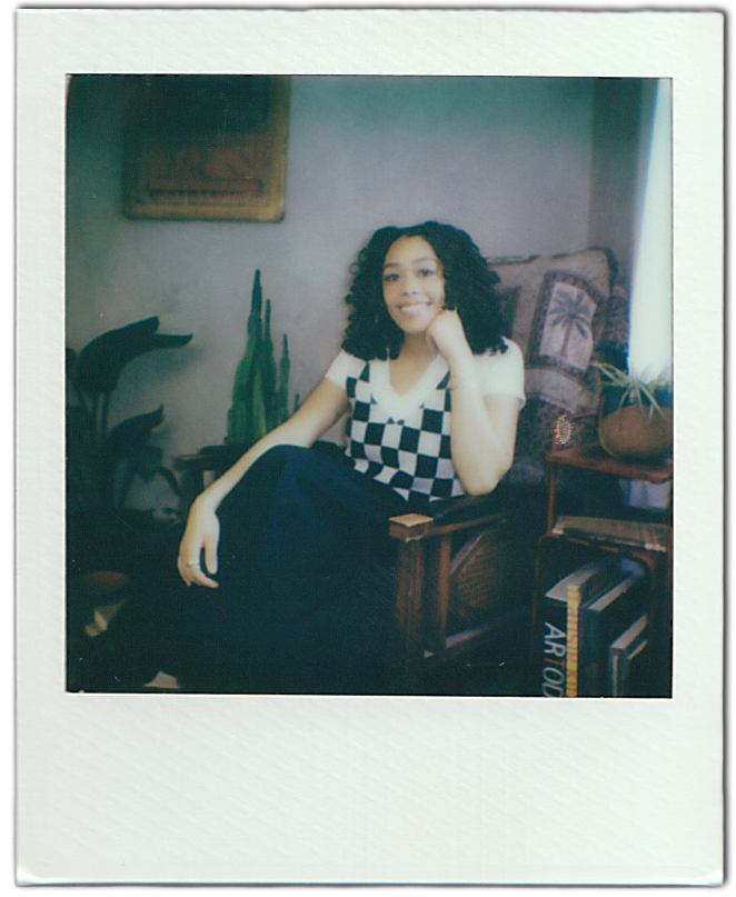 Black queer therapist in Chicago.