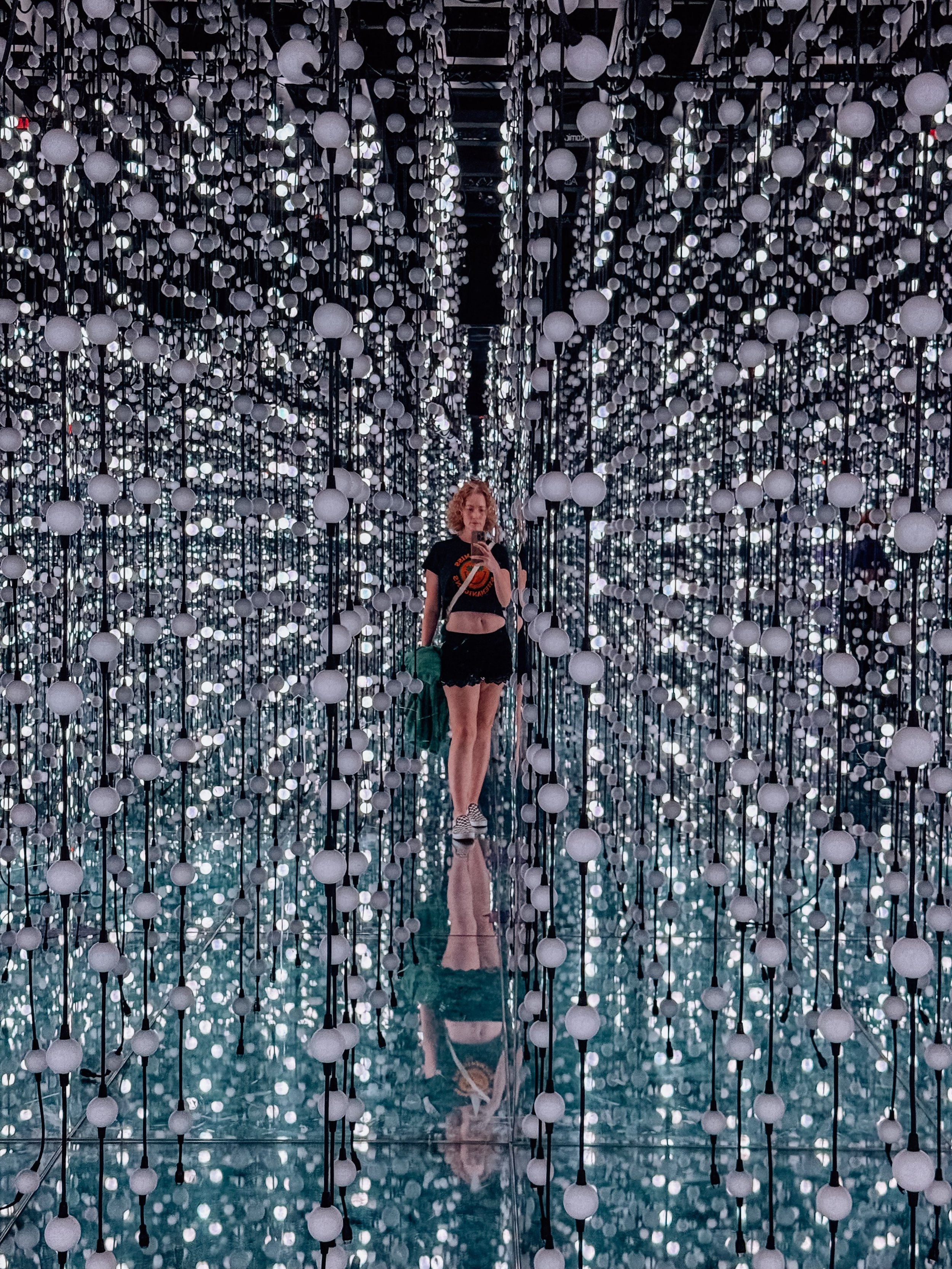 I want to do it all 
.
.
.
#bubbleplanet #seattle #lightscameraaction #monday #andshesdopetoo