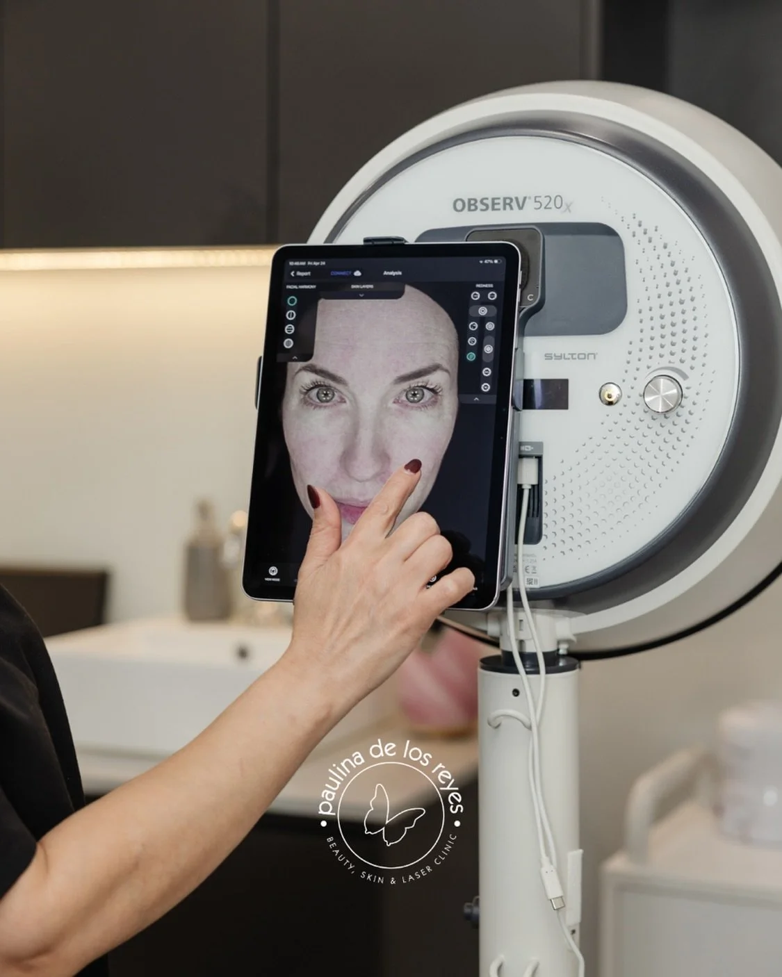 Where every skin journey begins. 🤍 

The OBSERV 520x is one of the most valuable tools in the clinic and the reason every treatment plan we create is truly personalised. 

Using advanced skin imaging technology, the OBSERV allows us to see far beyon