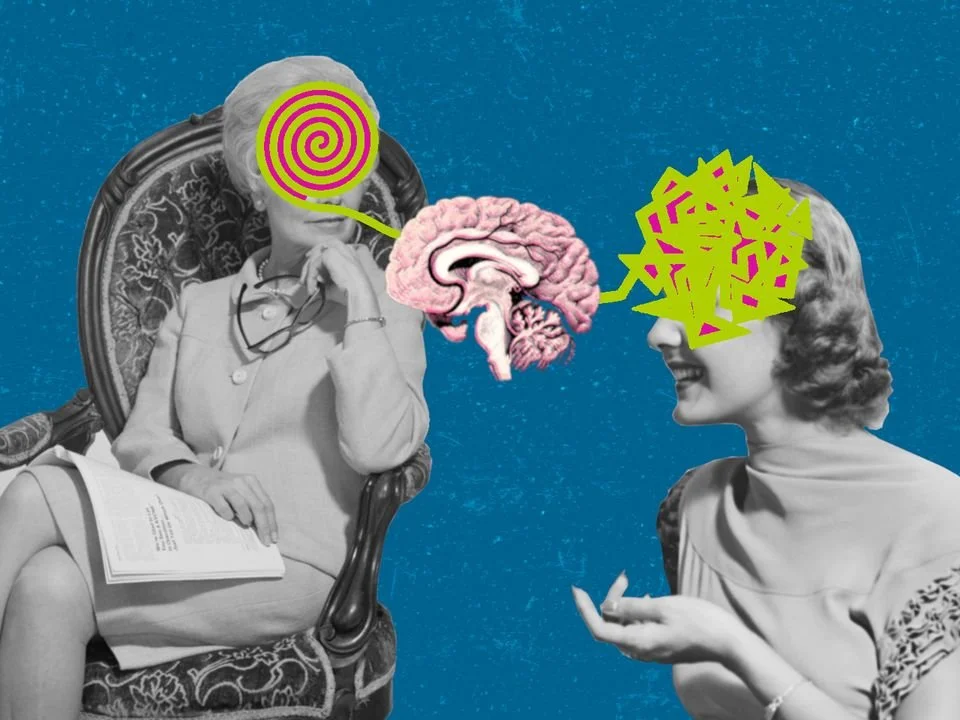 Illustration of two women, one sitting on a chair with a spiral in her eye and a brain connecting to her skull. The other woman is smiling with her head covered in colorful geometric shapes, against a blue background.