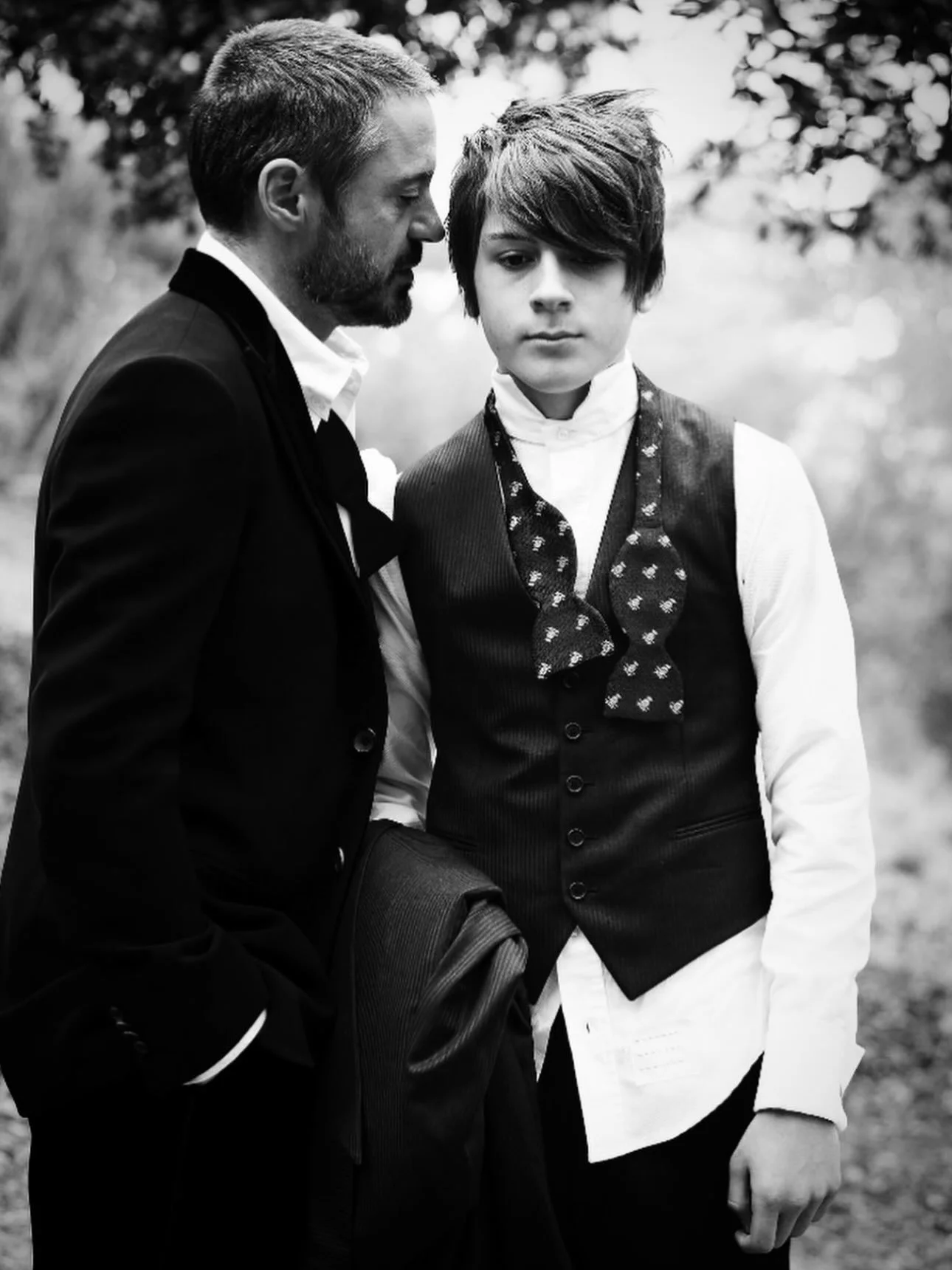 @robertdowneyjr 
@indiodowney 
@luomo.vogue 
#robertdowneyjr
