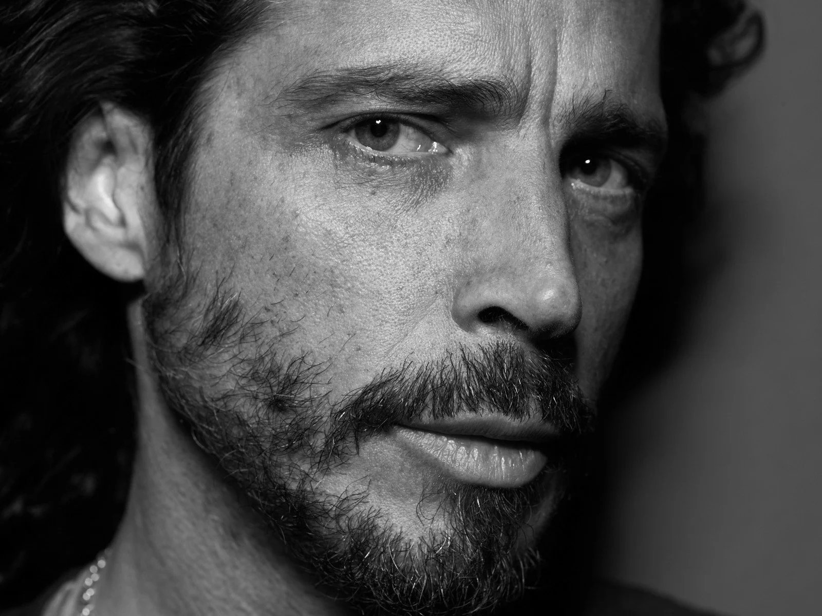 0488_ChrisCornell_167489_f.jpg