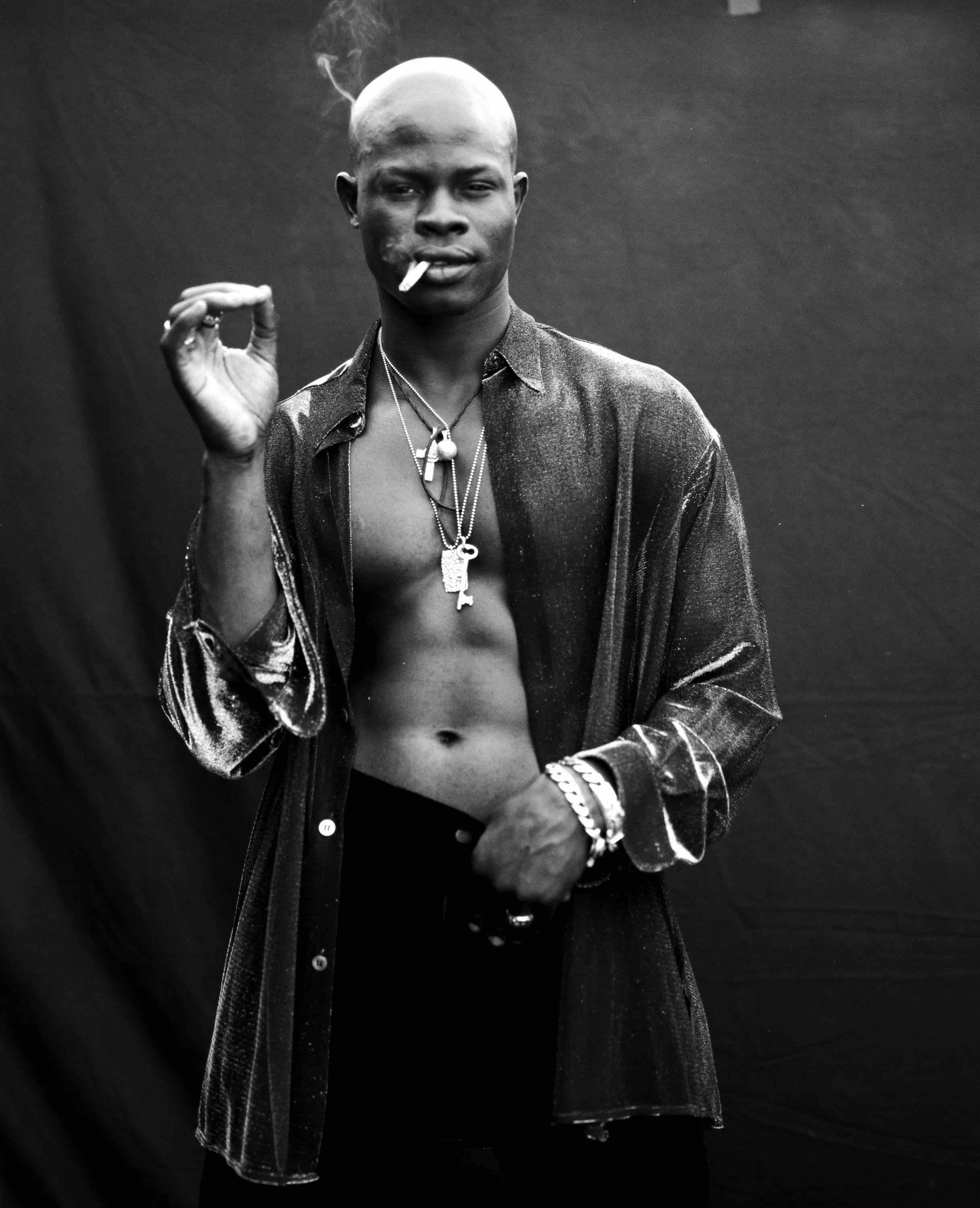 0591_1994-11-11_Djimon-Hounsou-Tyra-Banks_CS_0092_f.jpg
