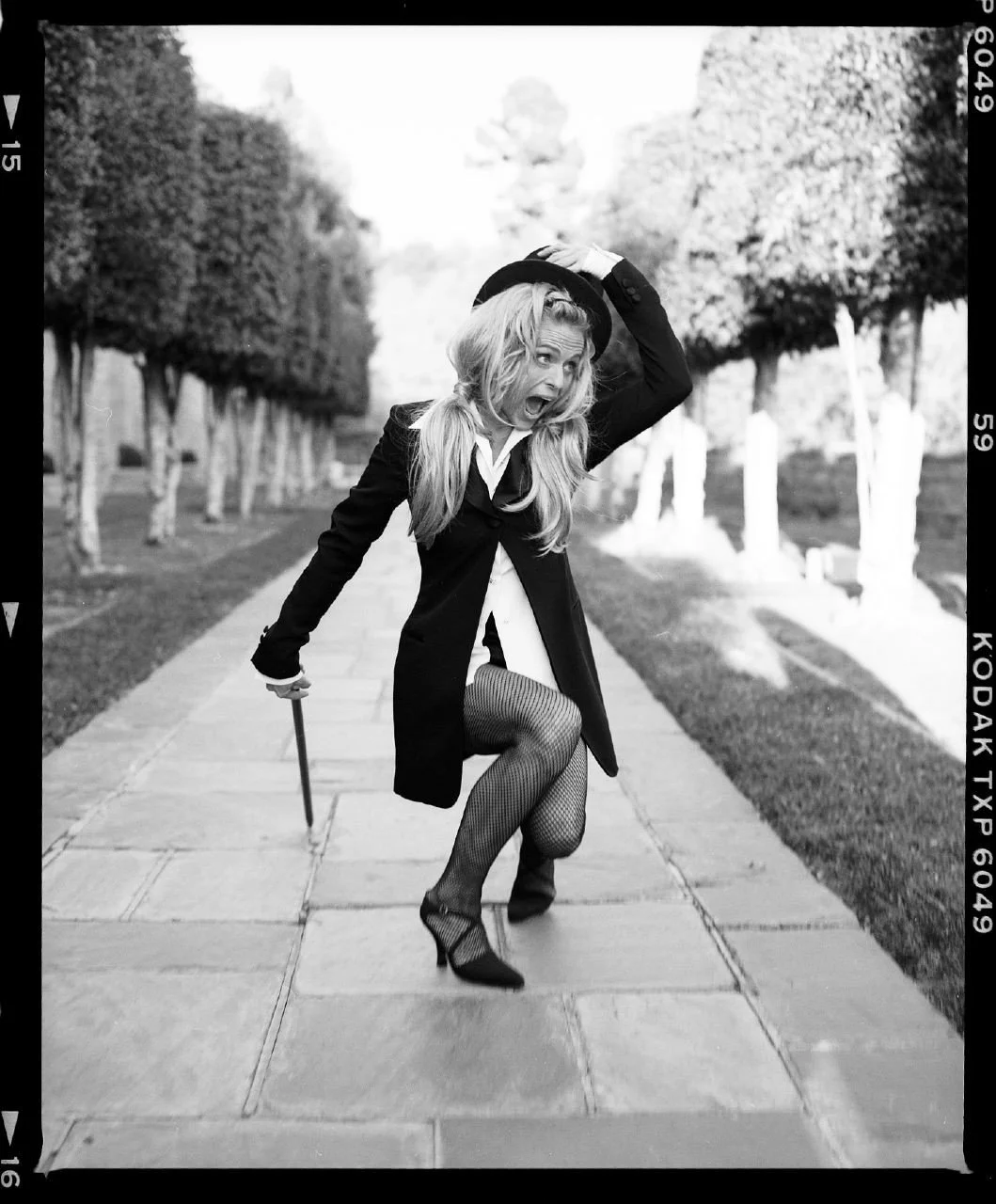 0694_farrah_fawcett_tatler_0006_f.jpg