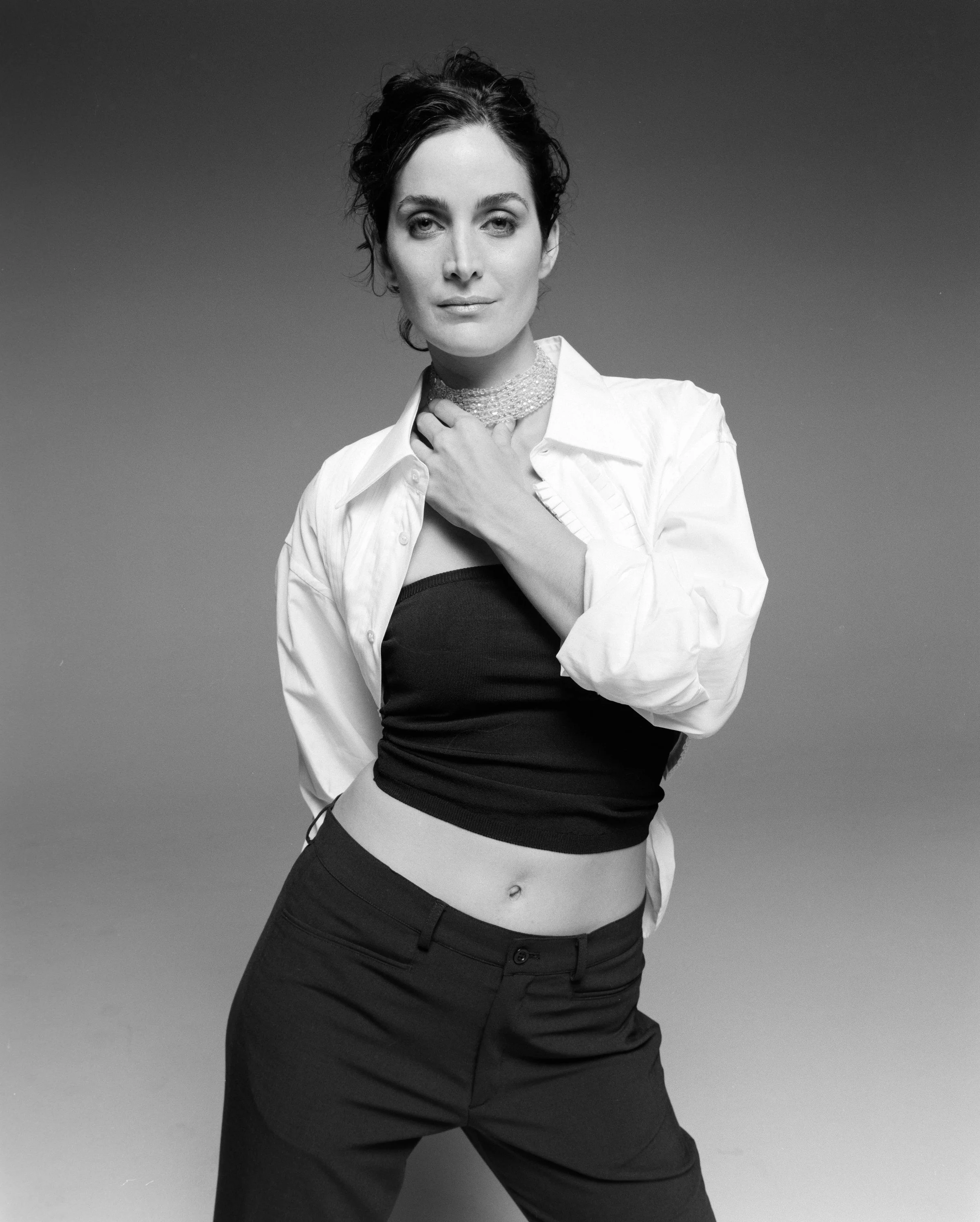 1142_1999-04-21_Carrie-Ann-Moss_CS_0015_f.jpg