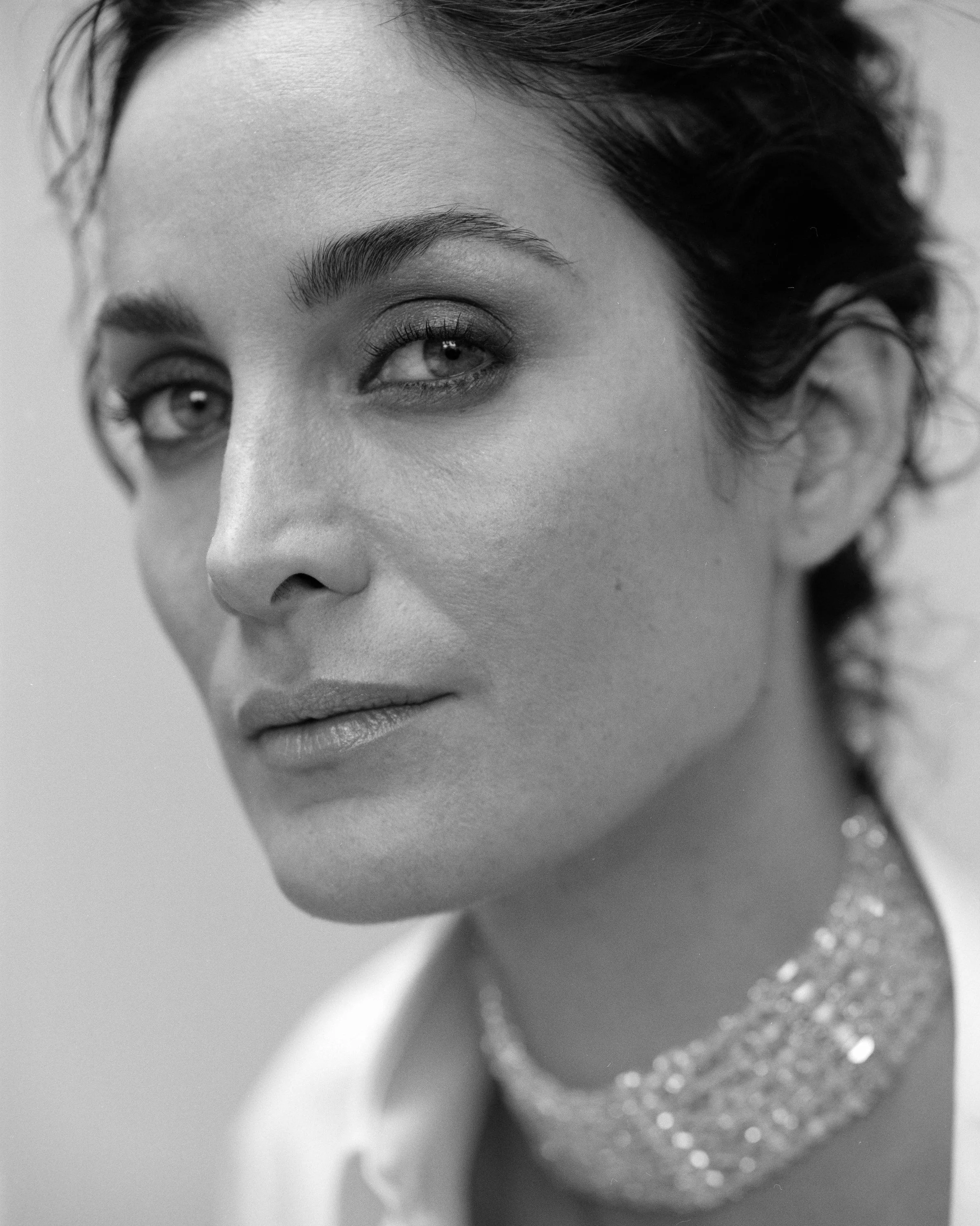 1144_1999-04-21_Carrie-Ann-Moss_CS_0019_f.jpg