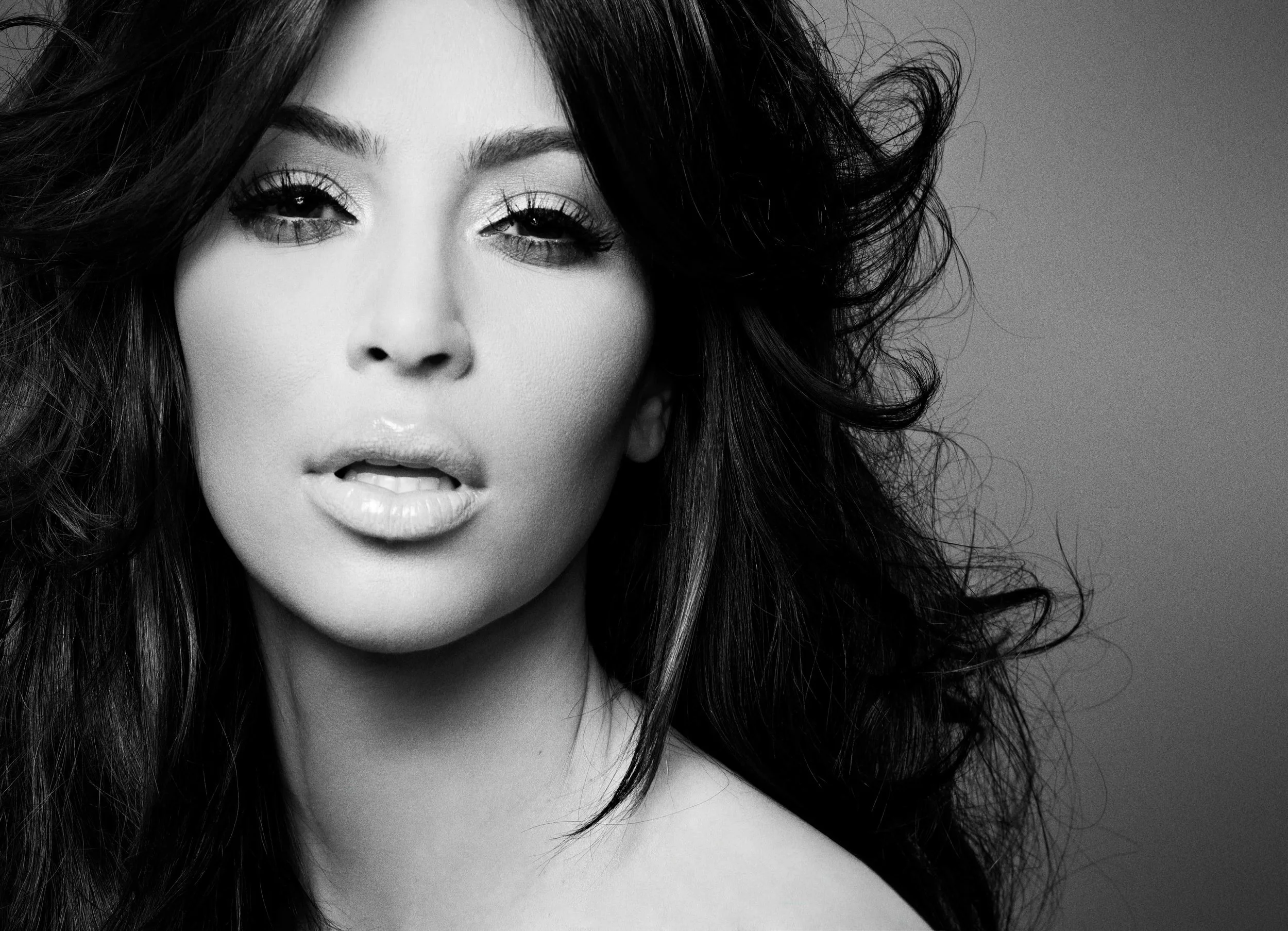 1160_KimK_164238_f.jpg