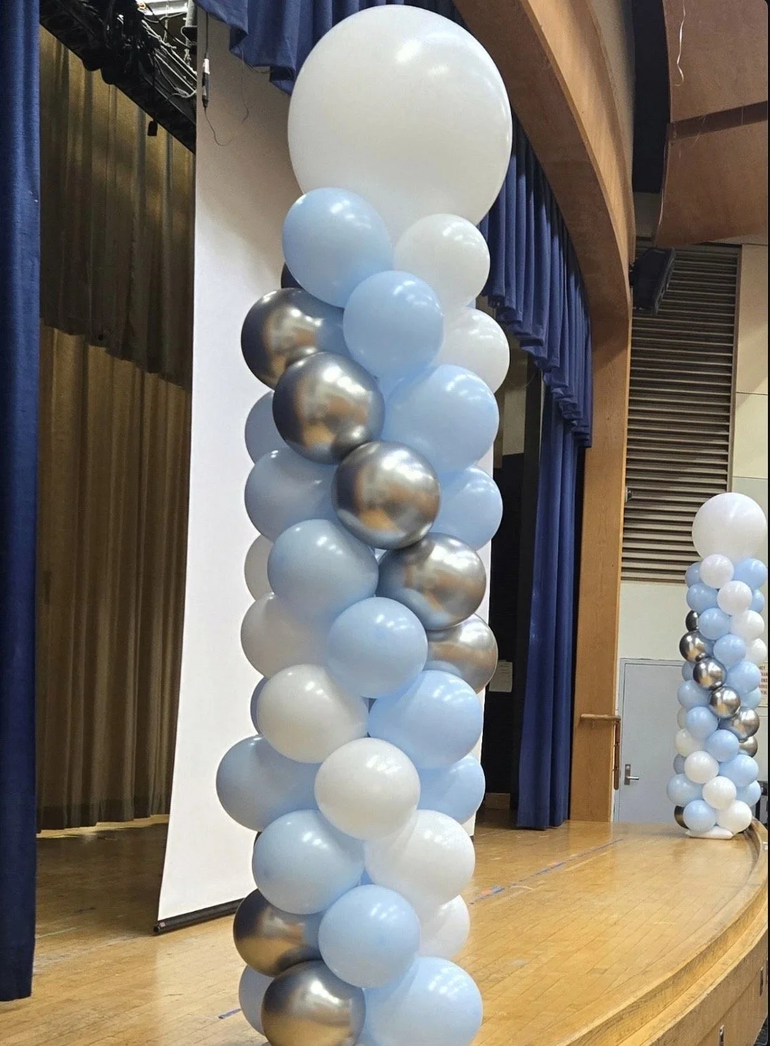 Ballons Column