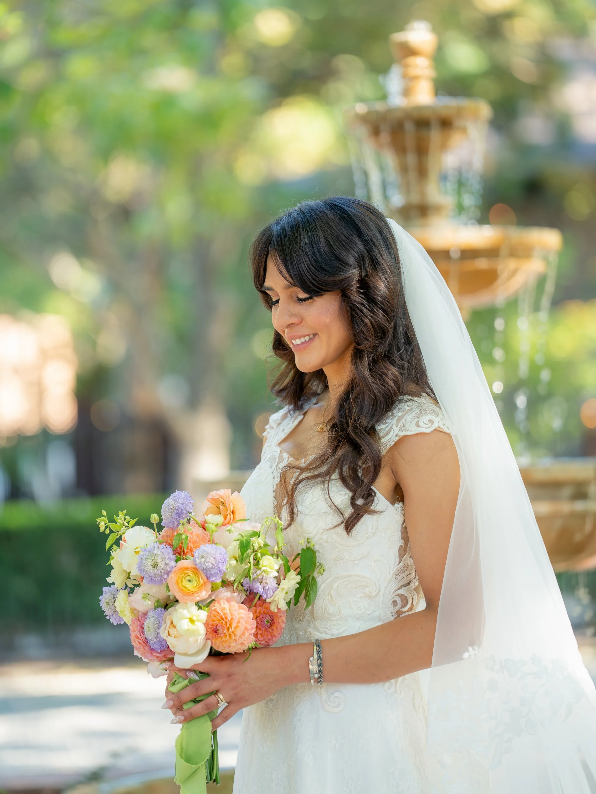 Finally getting to share this beautiful June wedding 🤍

The vision was simple: let Deer Park Villa do what it does best. With the big trees as the backdrop, the Bride chose a lush greenery ceremony arch so the natural beauty of the venue could shine