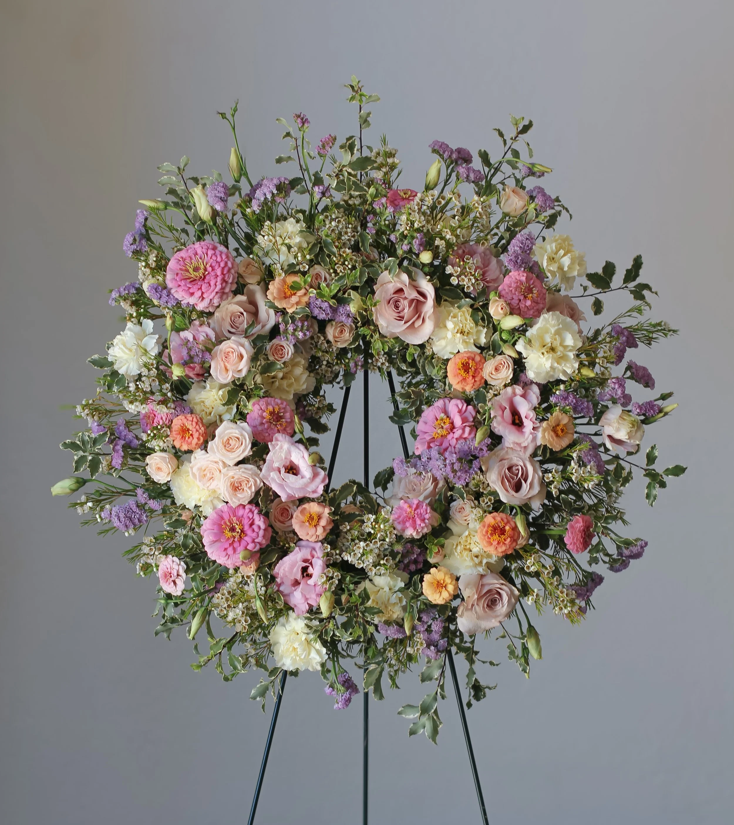 Flowers have always been a way to express love. 

I wanted this tribute to feel less like an arrangement &amp; more like a beautiful garden gathered in someone&rsquo;s honor
🤍
-
-
-
-

#SacramentoFlorist
#SacramentoFuneralFlowers
#SacramentoSympathy