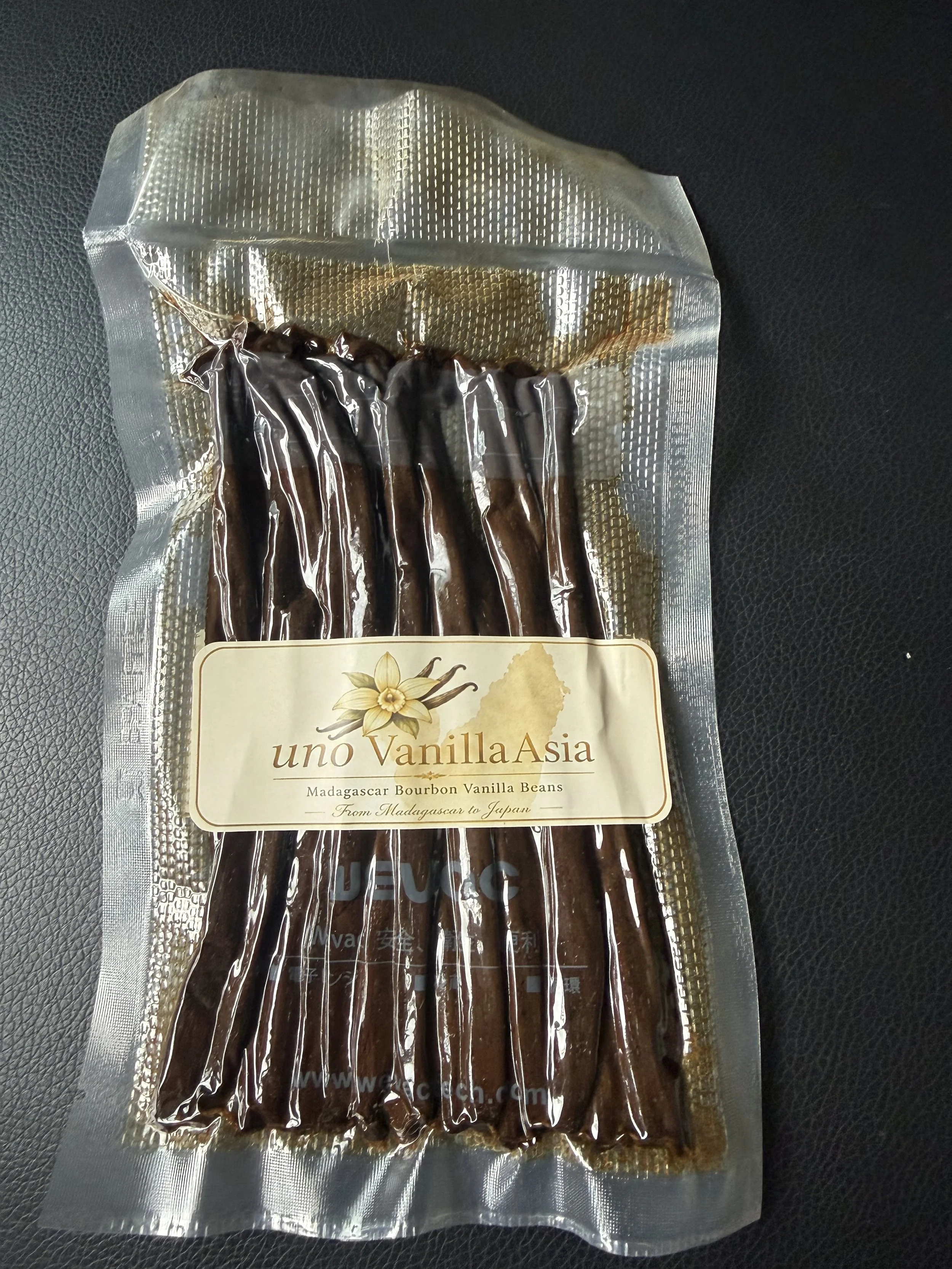 Madagascar Bourbon Vanilla Beans　100g