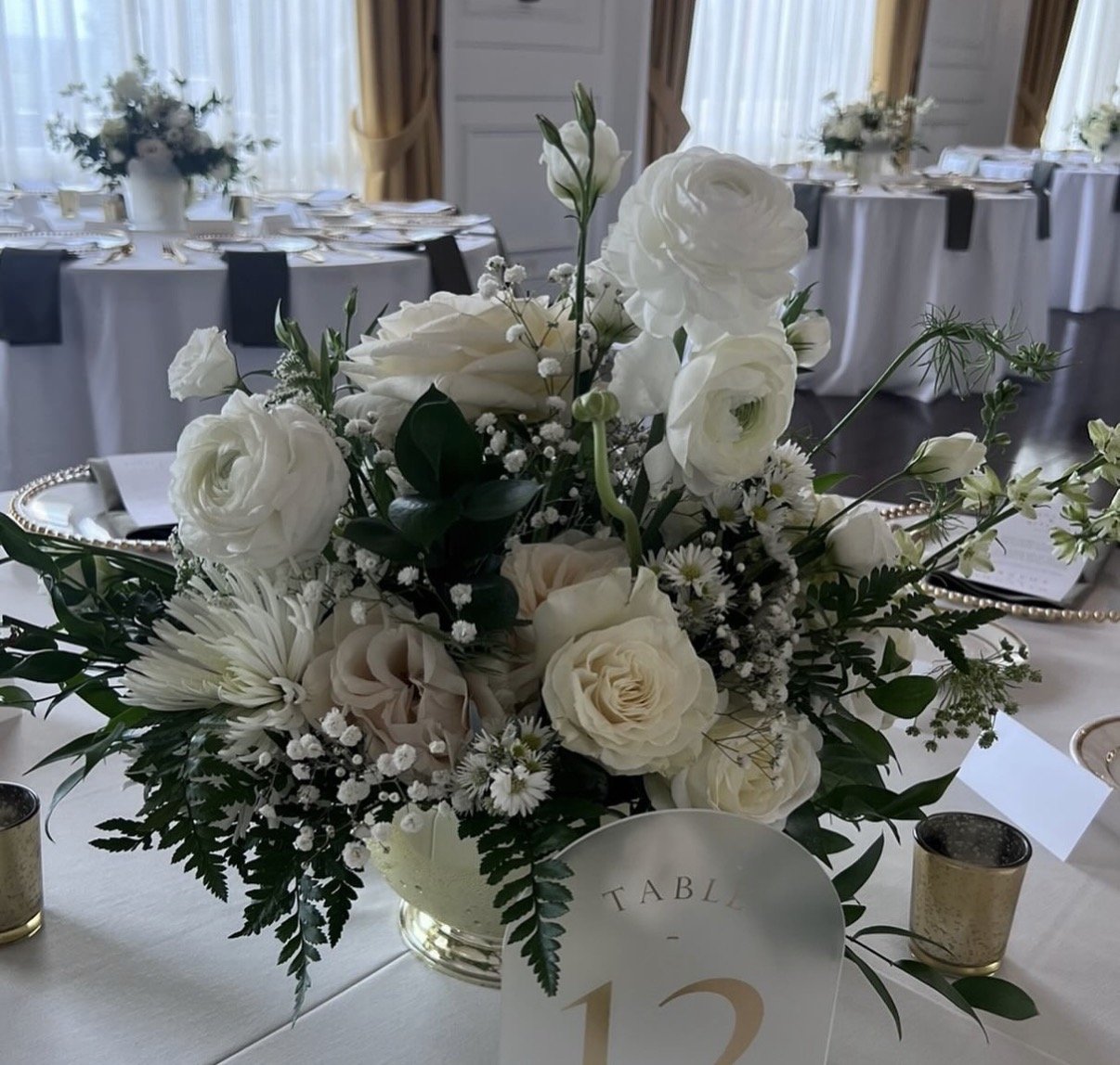 Ivory and Blush Table Arrangement