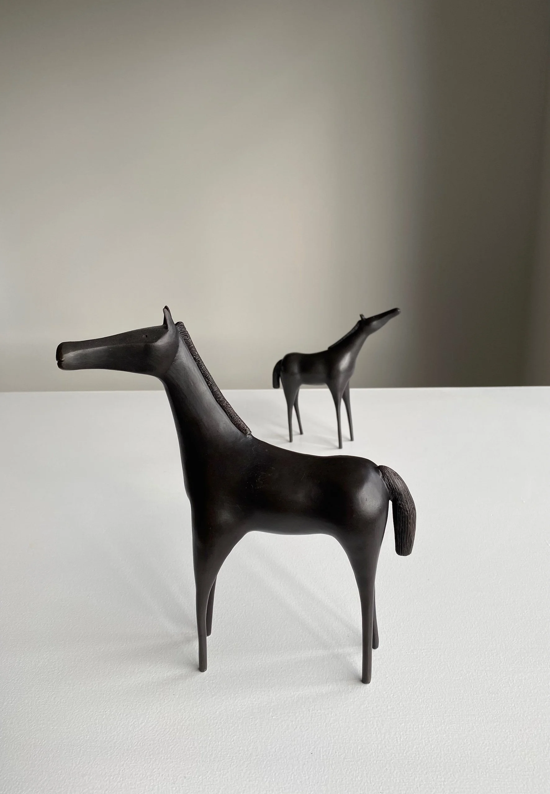 Horsey Horsey.
Sculptor: Melissa Young