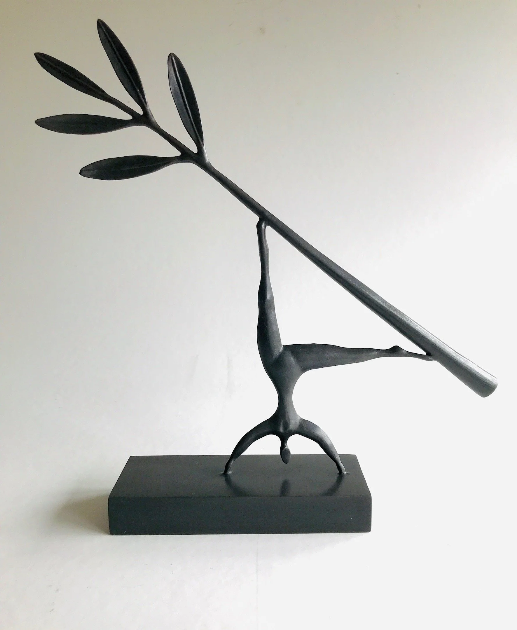 Olive Branch.
Sculptor: Melissa Young