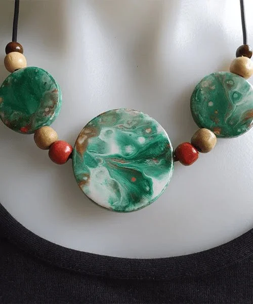 Necklace2.png