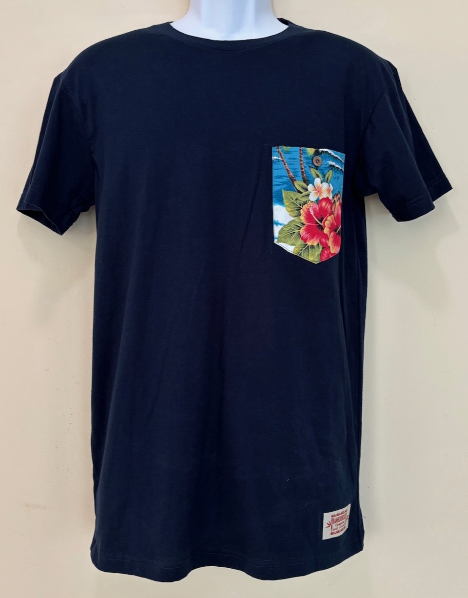 T207-Auoli-on-navy-lrg.jpg