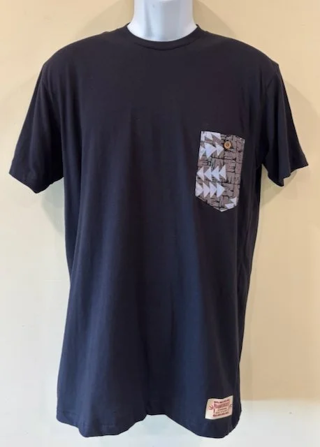Lokahi on black tee