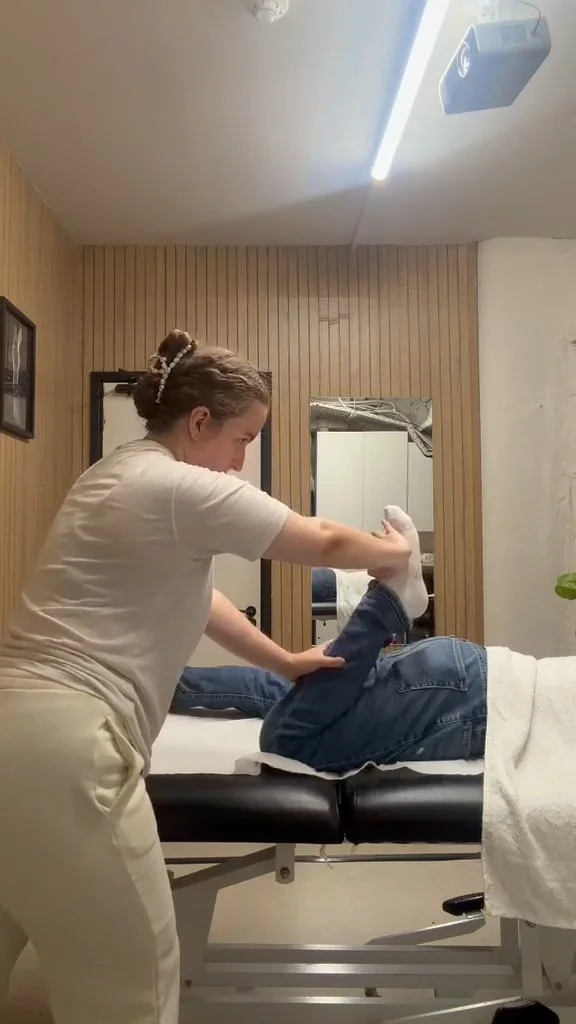 Sports Therapy Assessment performed in Marylebone Central London, treating injuries and mobility issues.