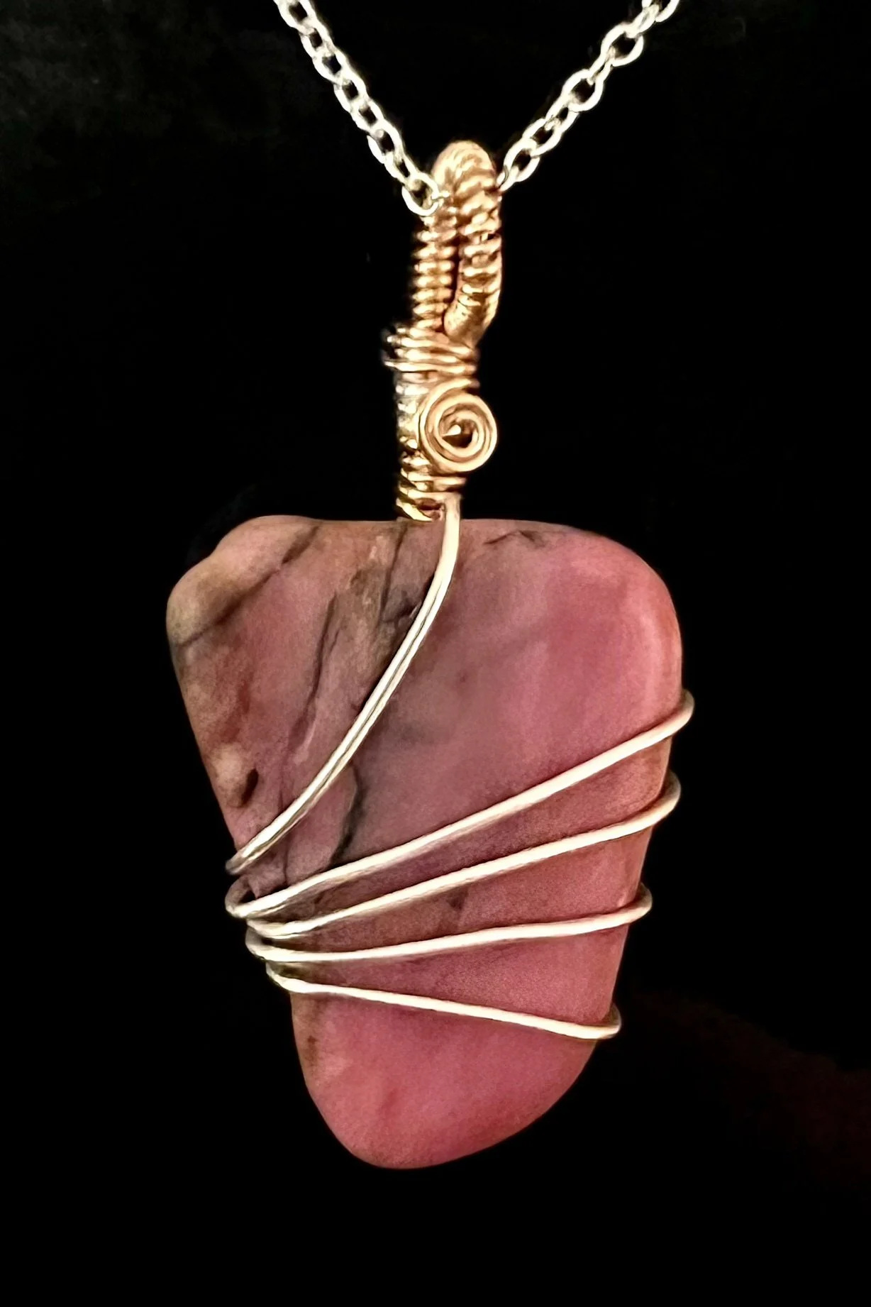 new hifiv1rhodonite2-topaz2-sharpen.jpg