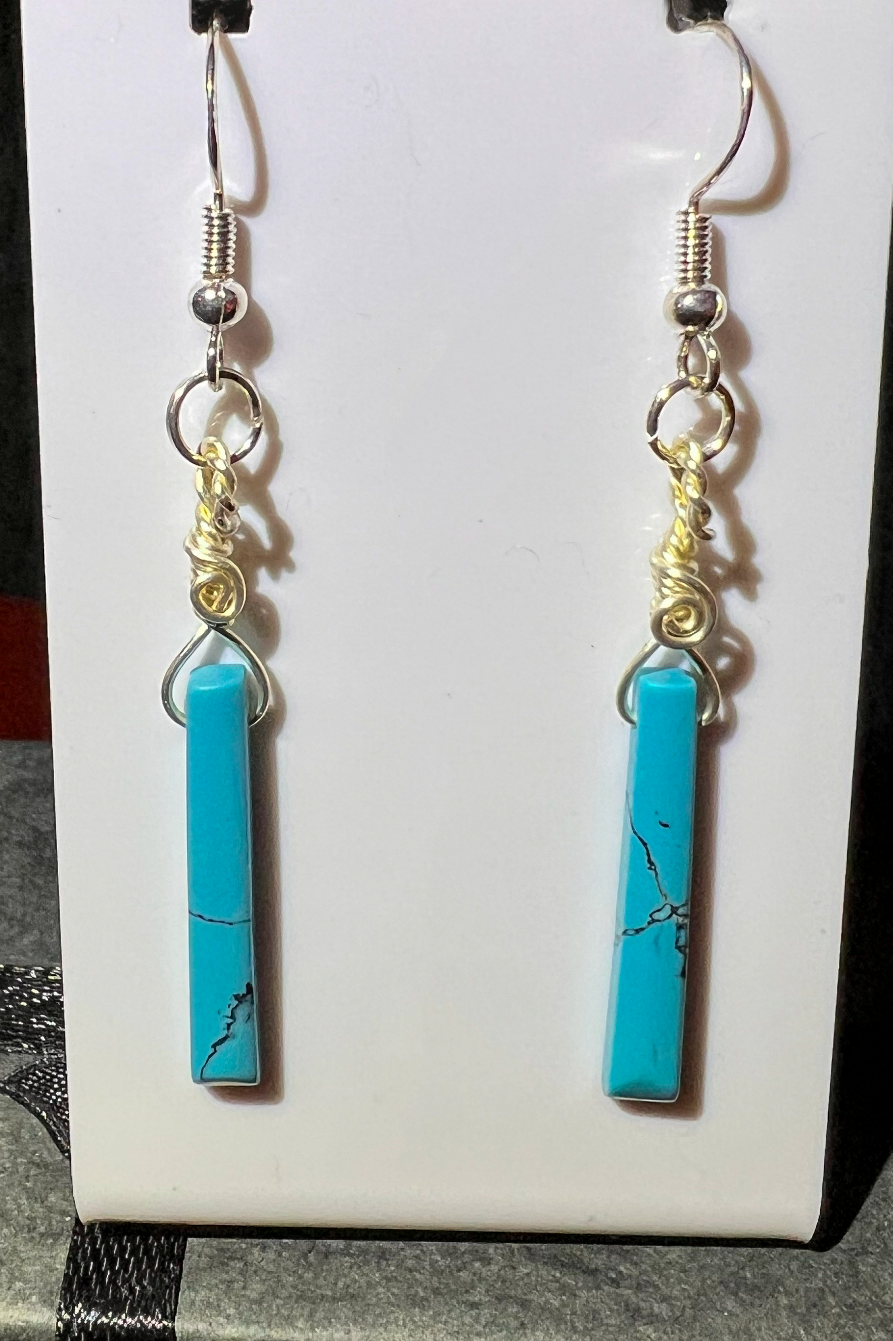turqoise earrings 1.png