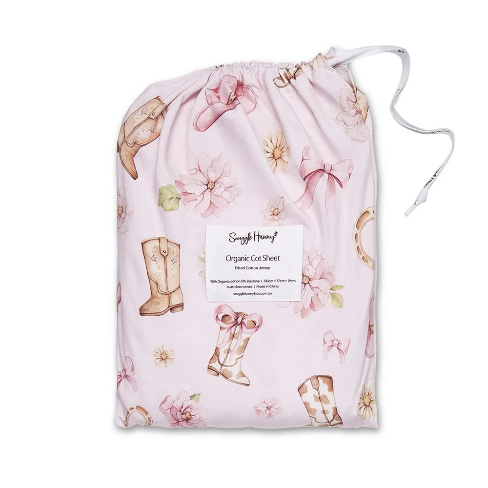 boots-bows-cot-sheet-flatlay.jpg