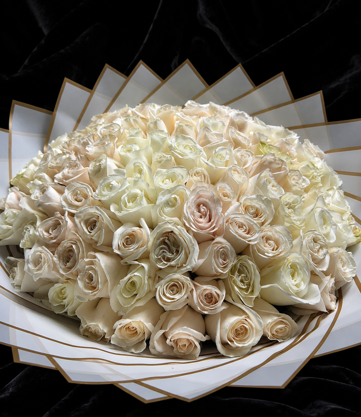 100 Rose Bouquet
