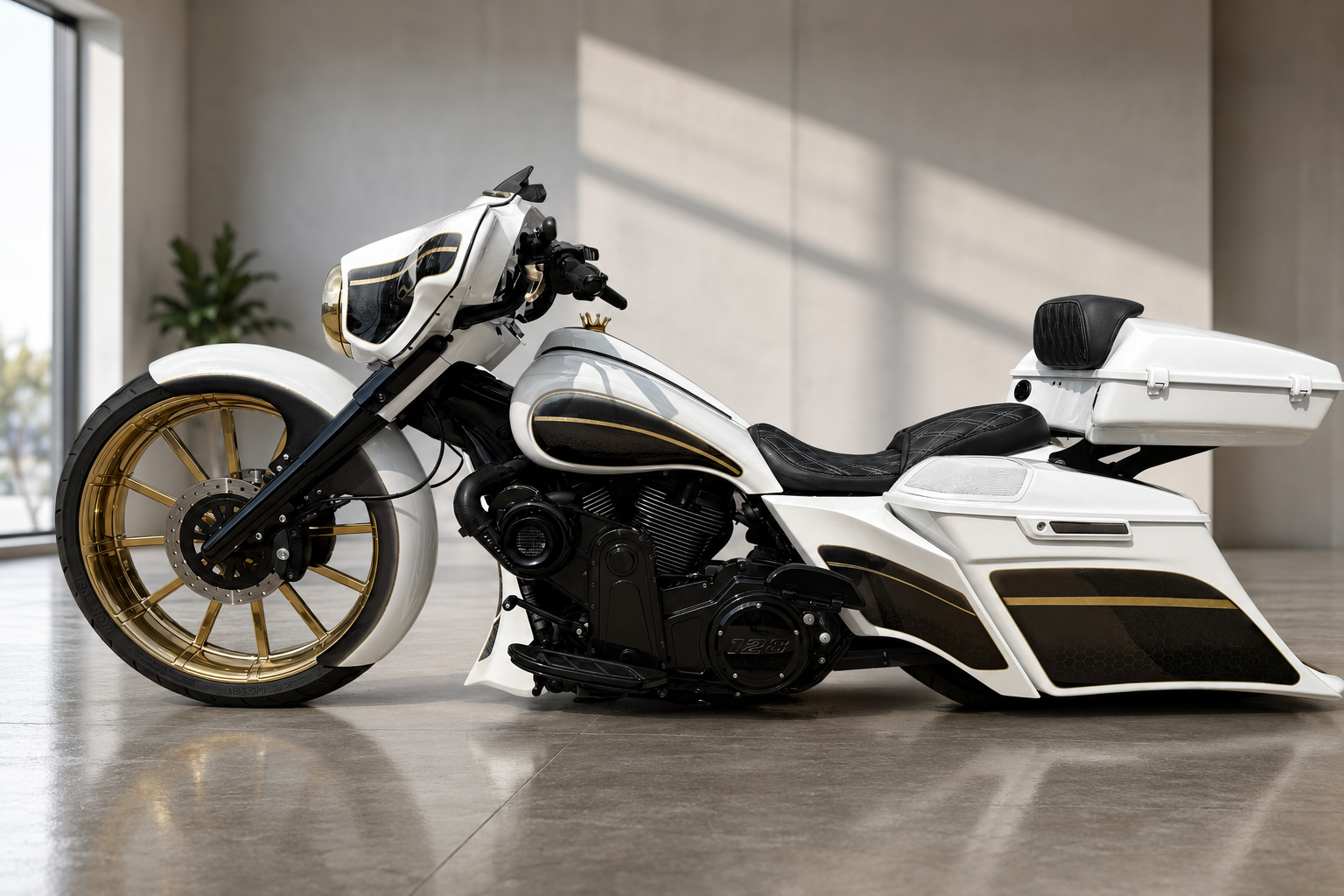 Bagger-White-Gold-Showroom.png