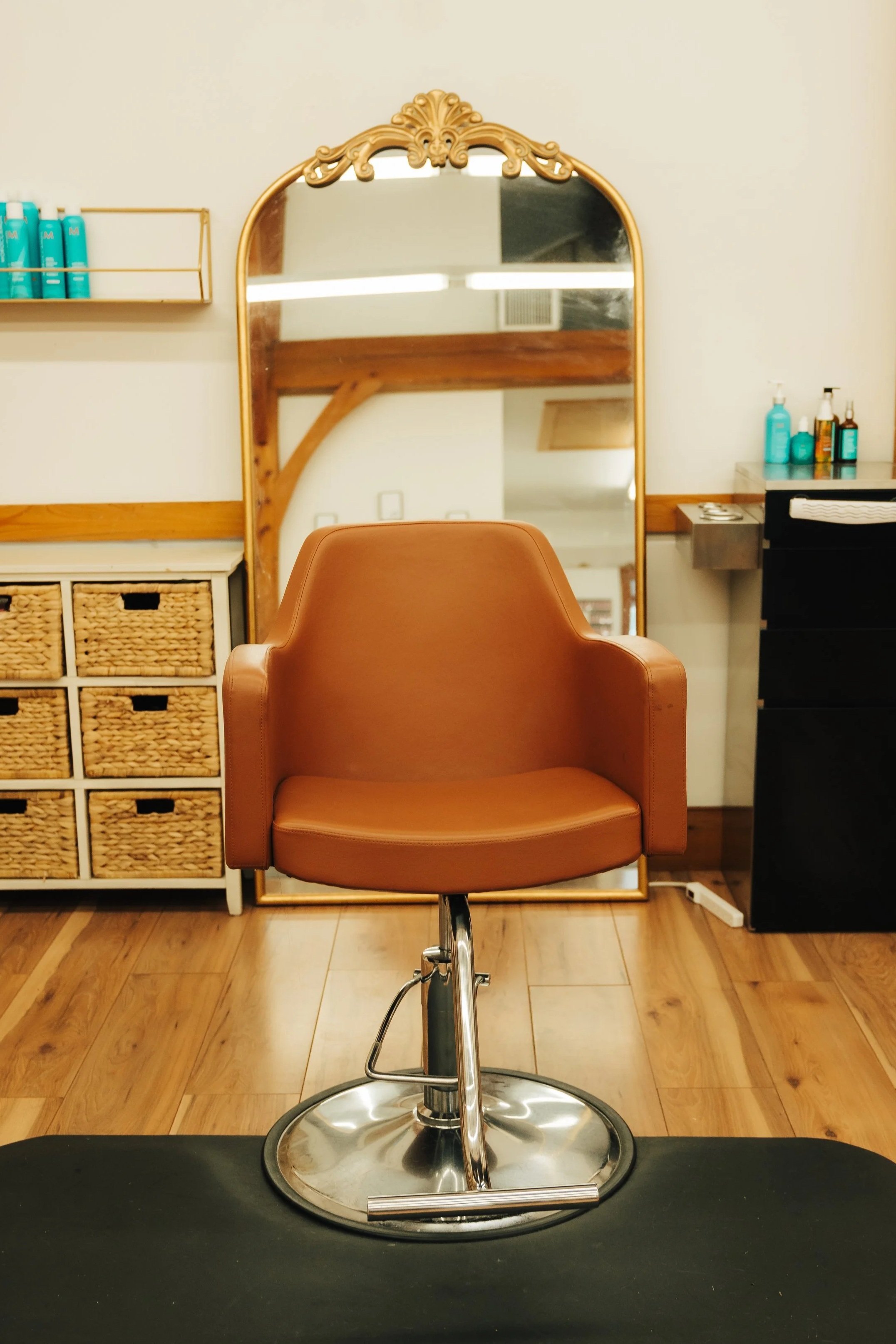 New client experience guide for Color Your Mane Salon in Slidell, Louisiana.