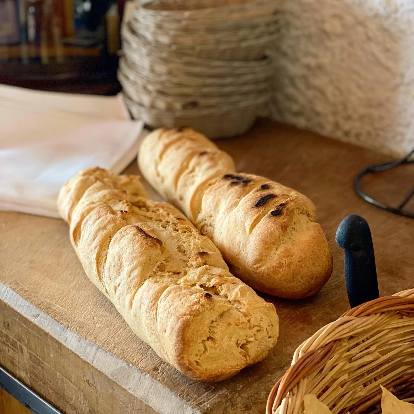Unser hausgemachtes Brot 😋🥖 #homemade #handmade #bread #brot #handgemacht #mitliebegemacht #hausgemacht #trattoria #dapaolo #sendling #munich #m&uuml;nchen #untersendling #foryou