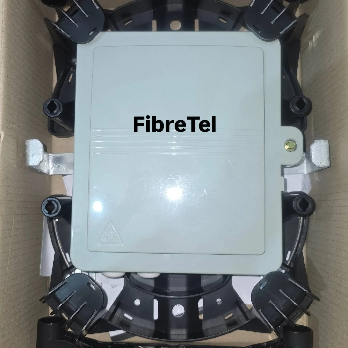 Fibre splitter installation made simple.

.
.
.

#fibretel
