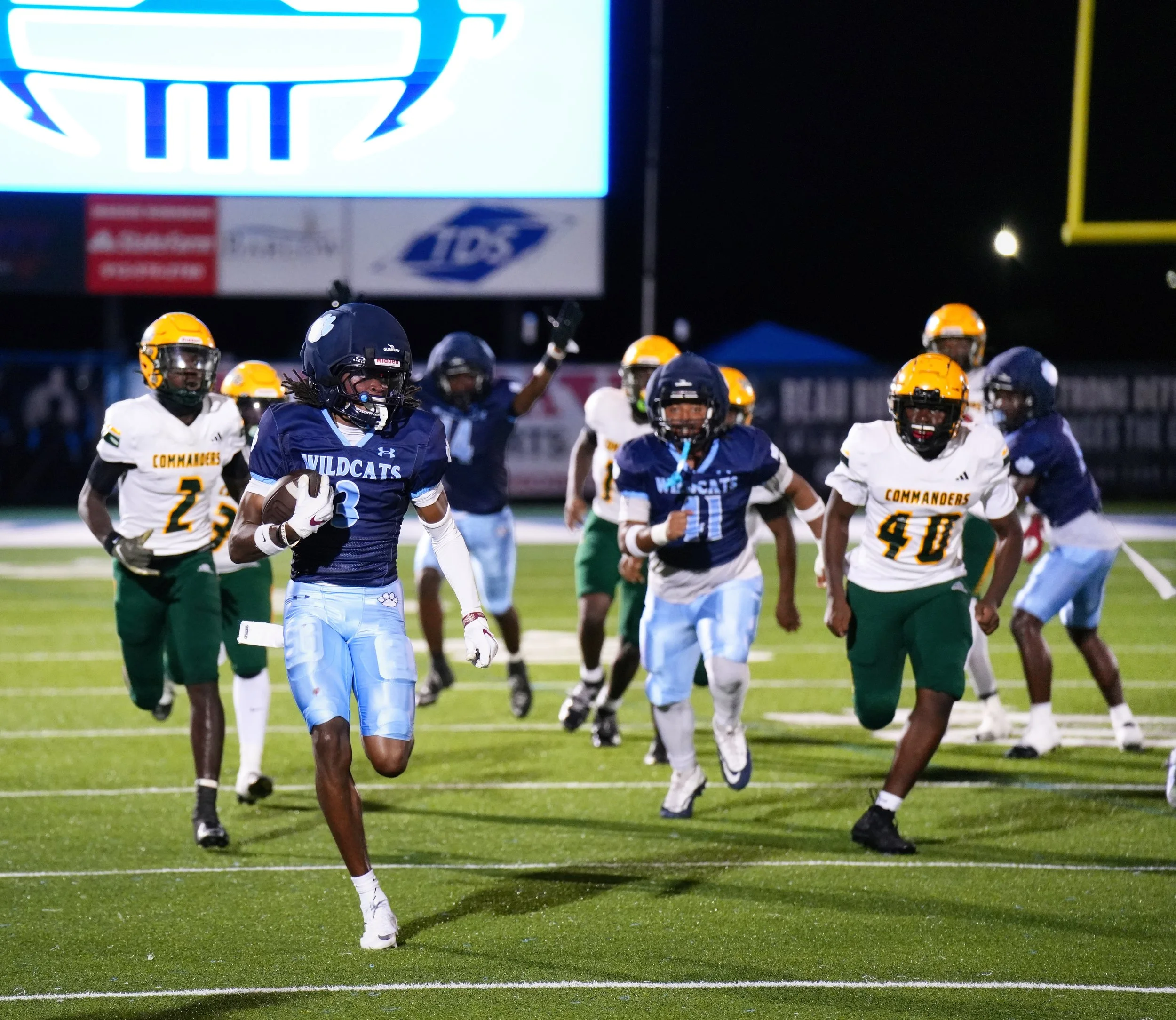 Heartbreaker at Chris Gilman: Wildcats Fall 48–44 in Shootout with Ed White
