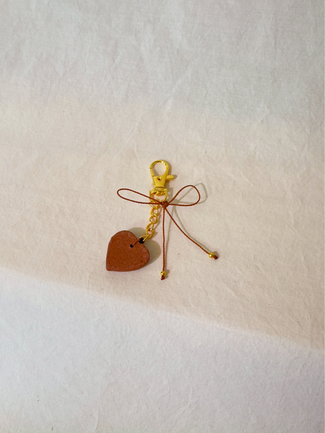 Terracotta Corazón Charm