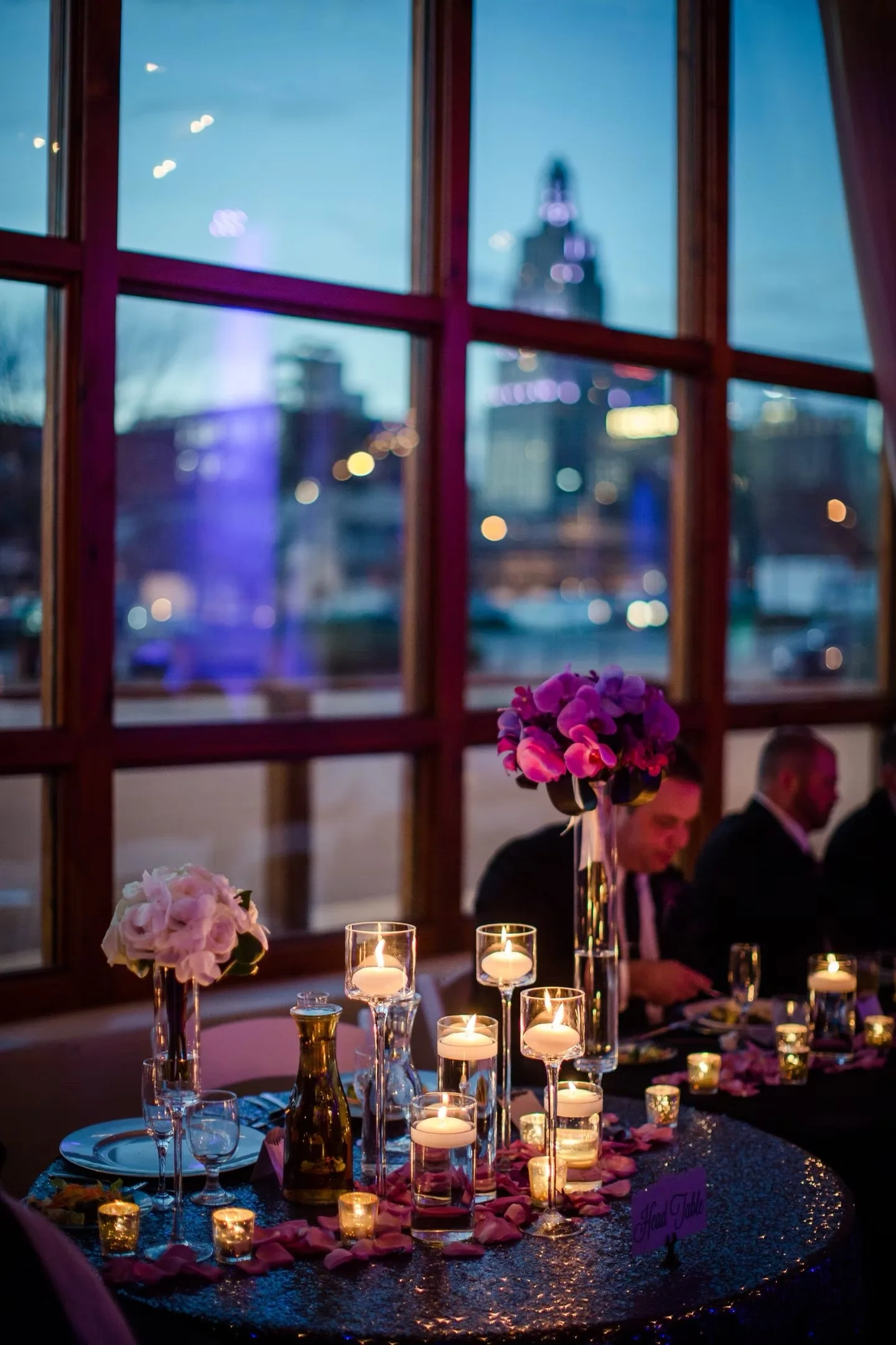 THE MONARCH ROOM