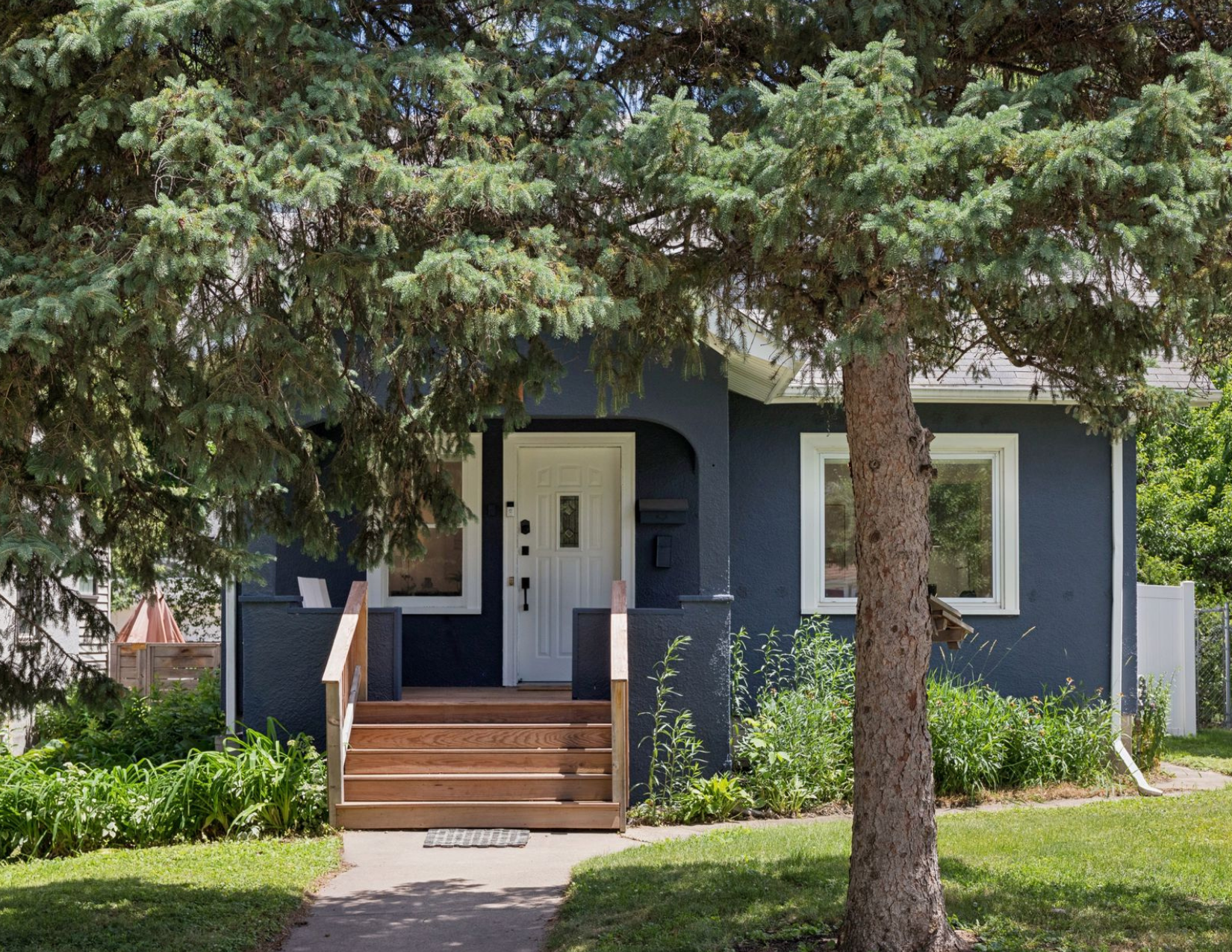 4637 3RD | $433,800 | SELLER REPRESENTATION